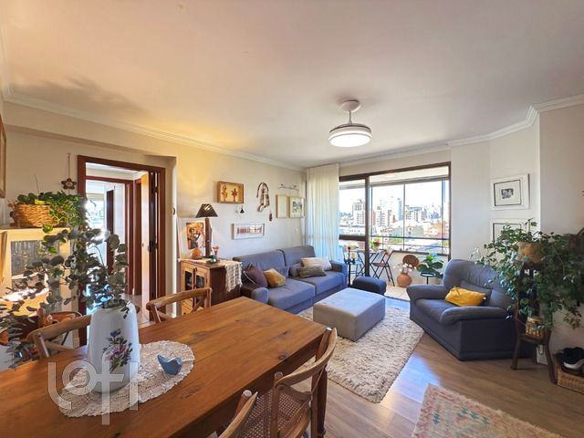 Apartamento com 96m², 3 dormitórios, 1 suíte, 1 vaga, Santana em Porto Alegre