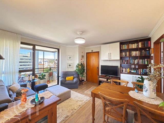 Apartamento com 96m², 3 dormitórios, 1 suíte, 1 vaga, Santana em Porto Alegre