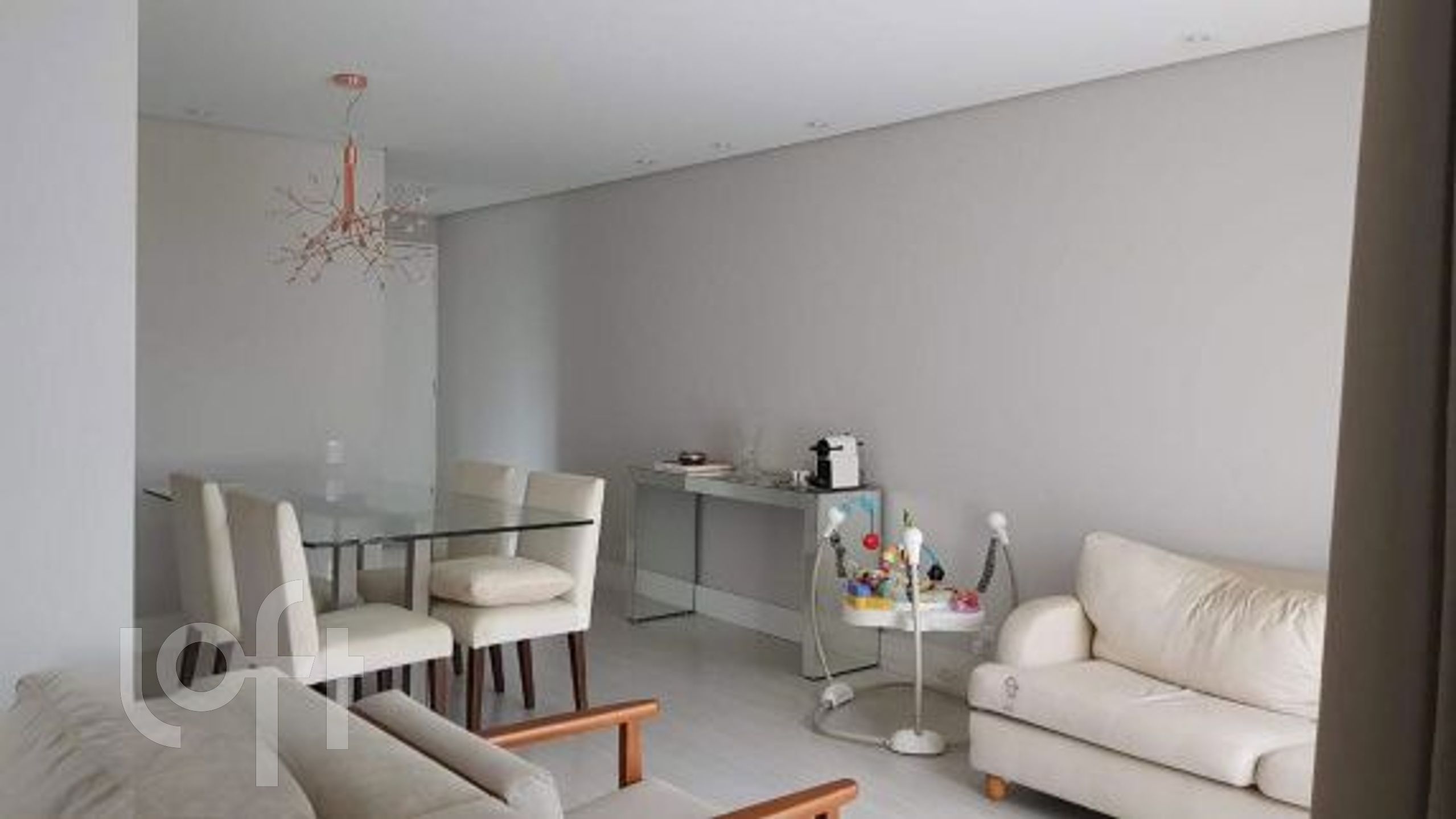 Apartamento à venda com 2 quartos, 74m² - Foto 2