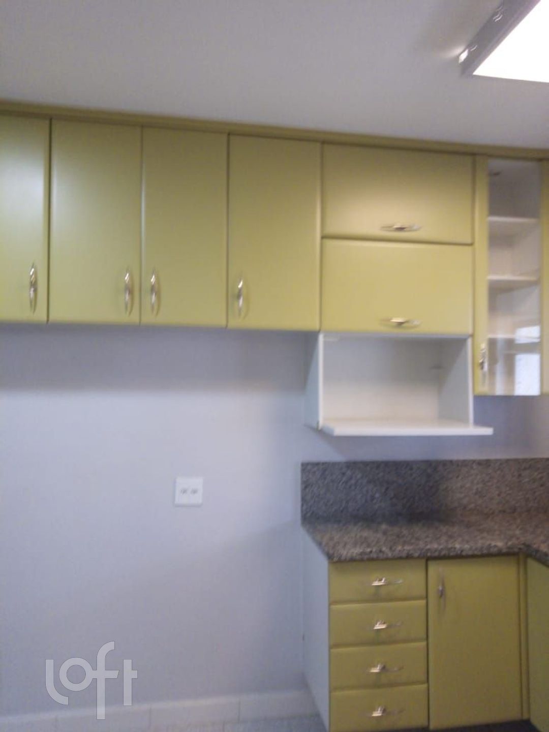 Apartamento à venda com 3 quartos, 105m² - Foto 9