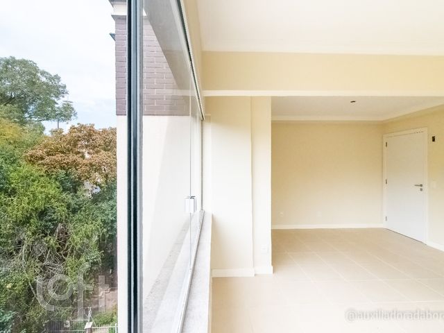 Apartamento com 45m², 1 dormitório, 1 vaga, Menino Deus em Porto Alegre