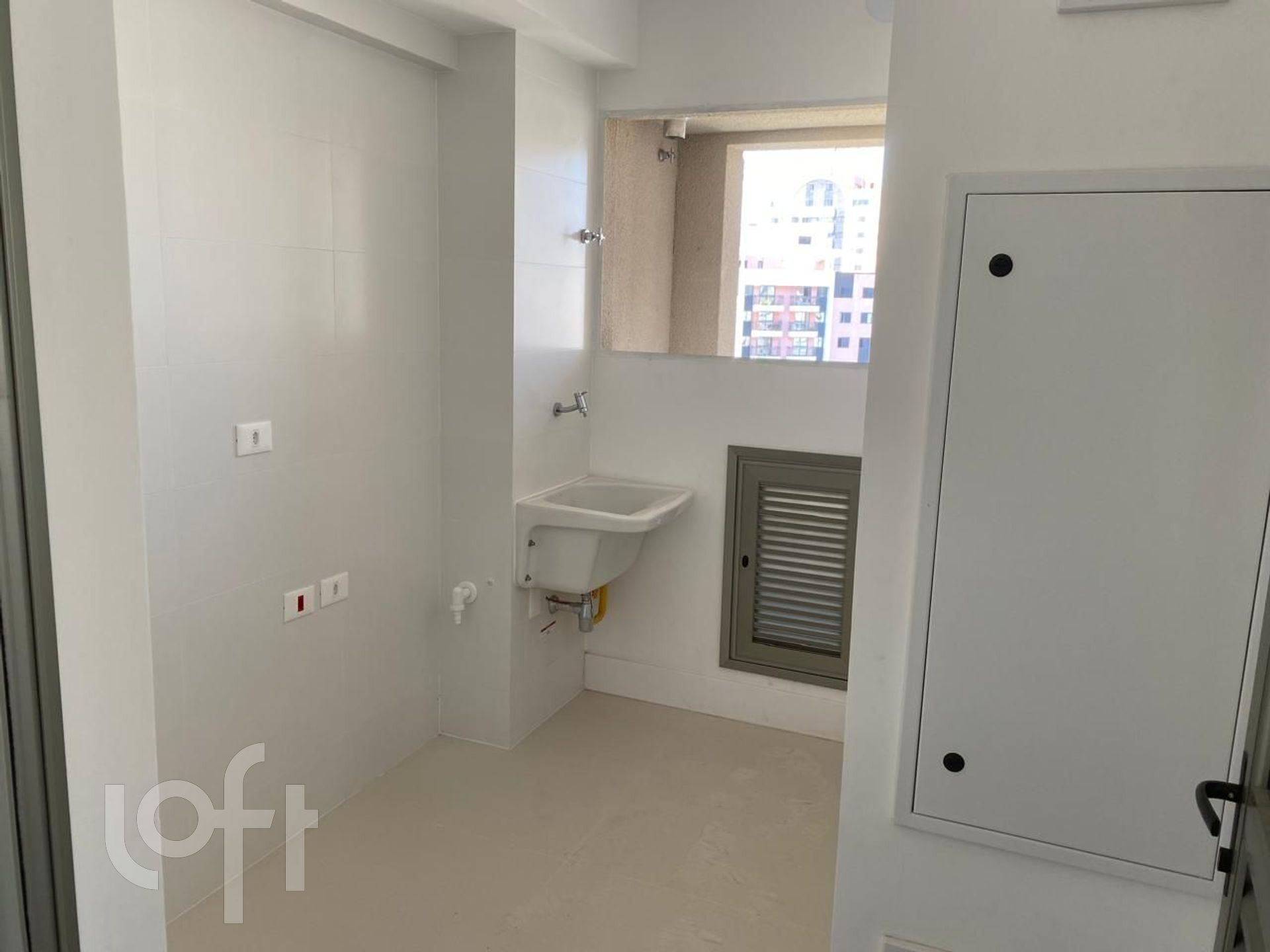 Apartamento à venda com 3 quartos, 181m² - Foto 19