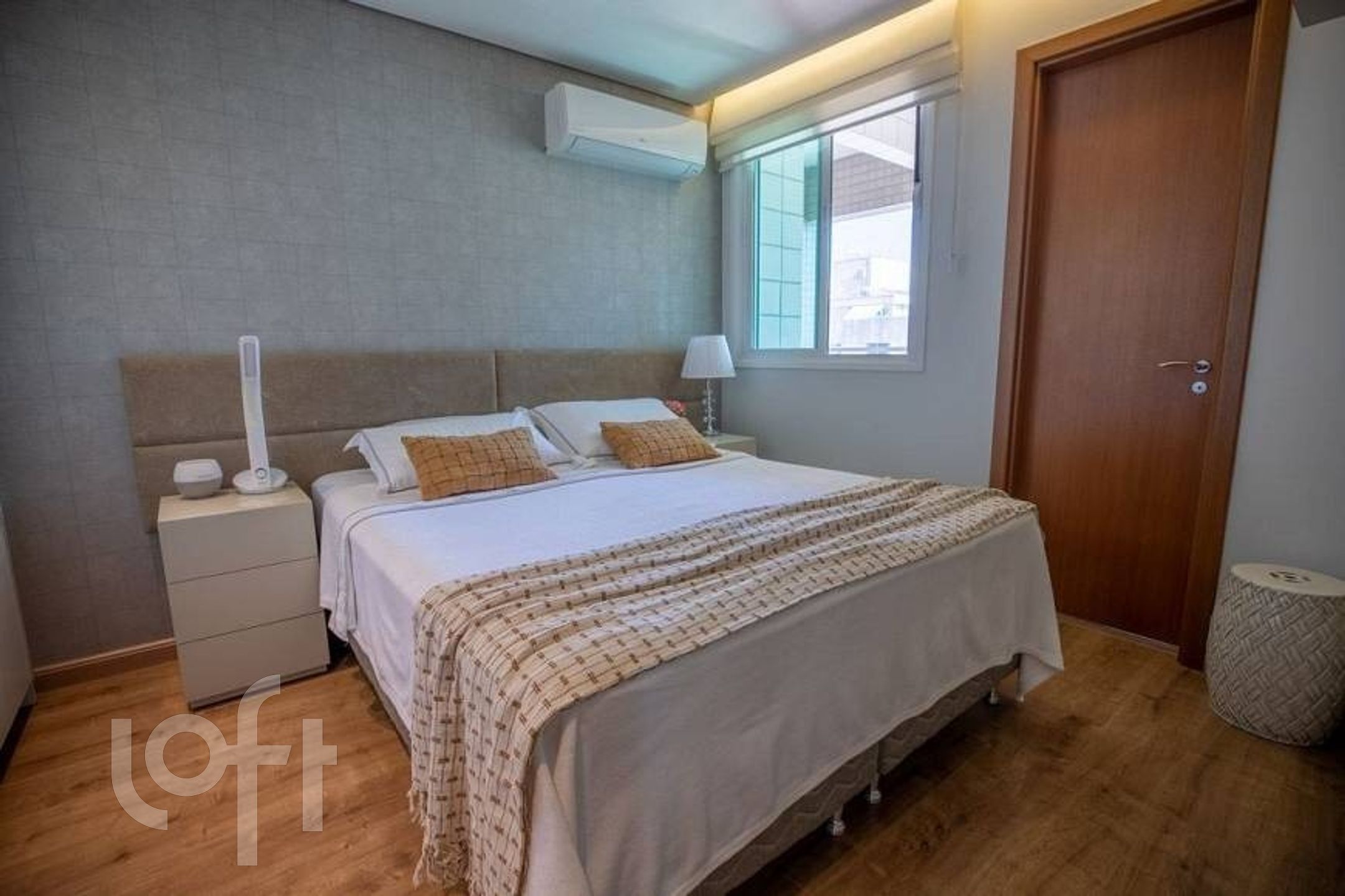 Apartamento à venda com 3 quartos, 160m² - Foto 8