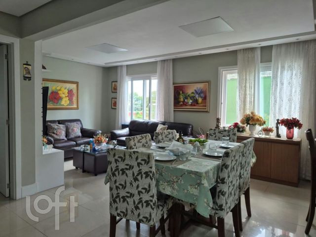 Apartamento com 122m², 3 dormitórios, 1 suíte, 1 vaga, Três Figueiras em Porto Alegre