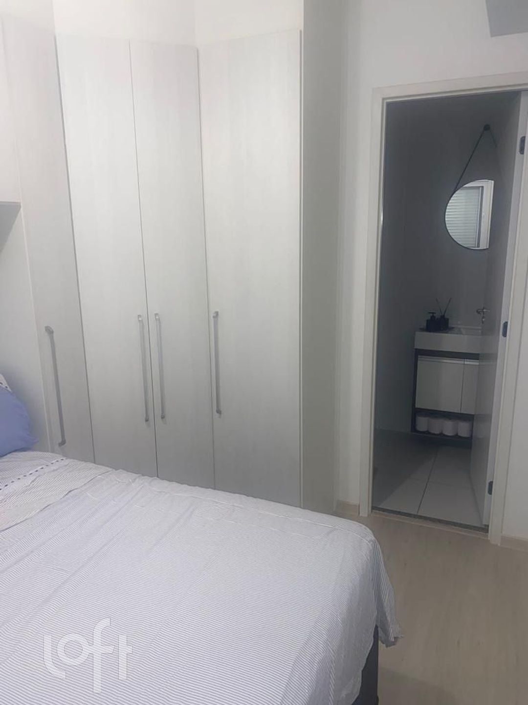 Apartamento à venda com 2 quartos, 42m² - Foto 9