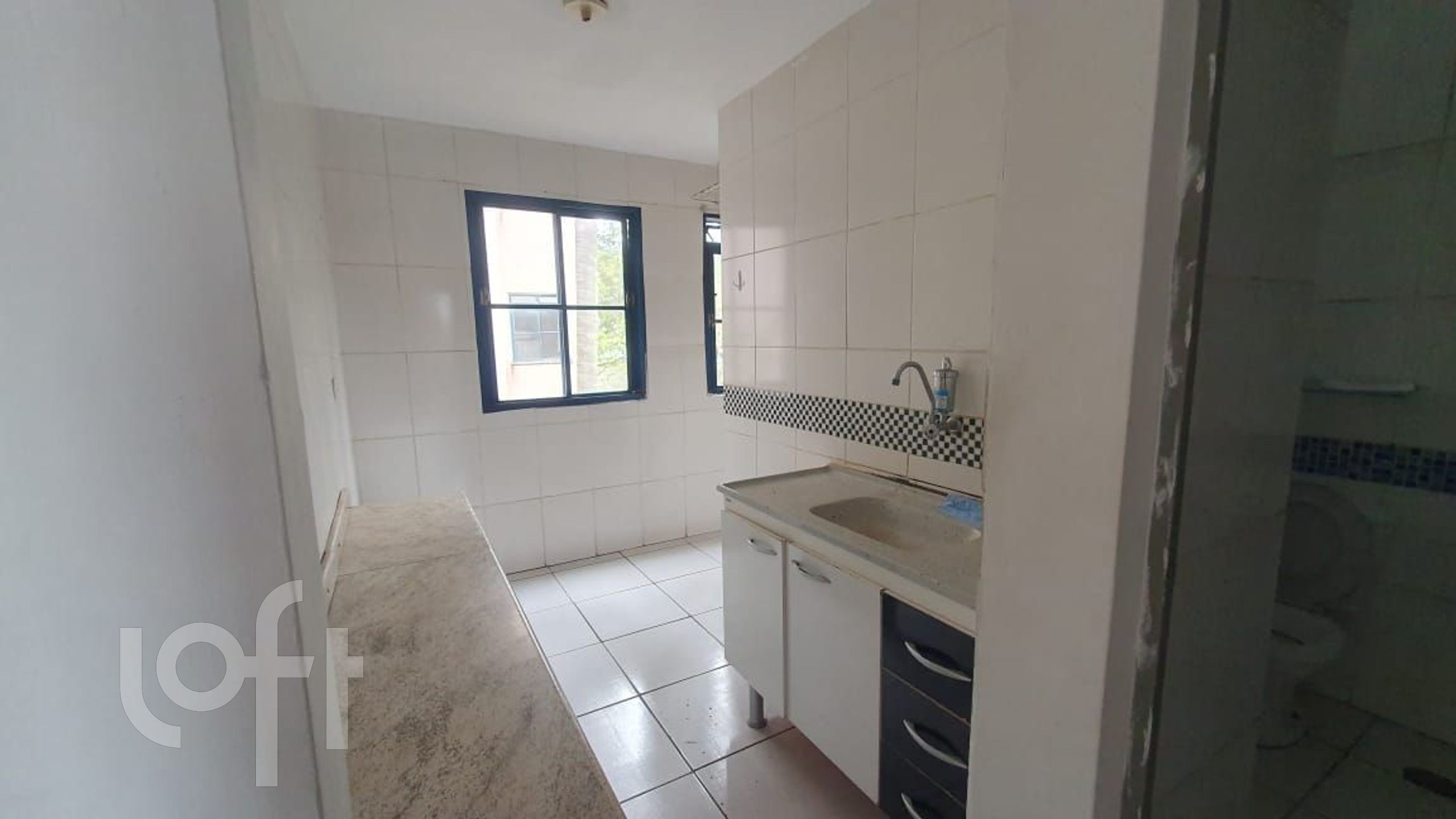 Apartamento à venda com 2 quartos, 46m² - Foto 3