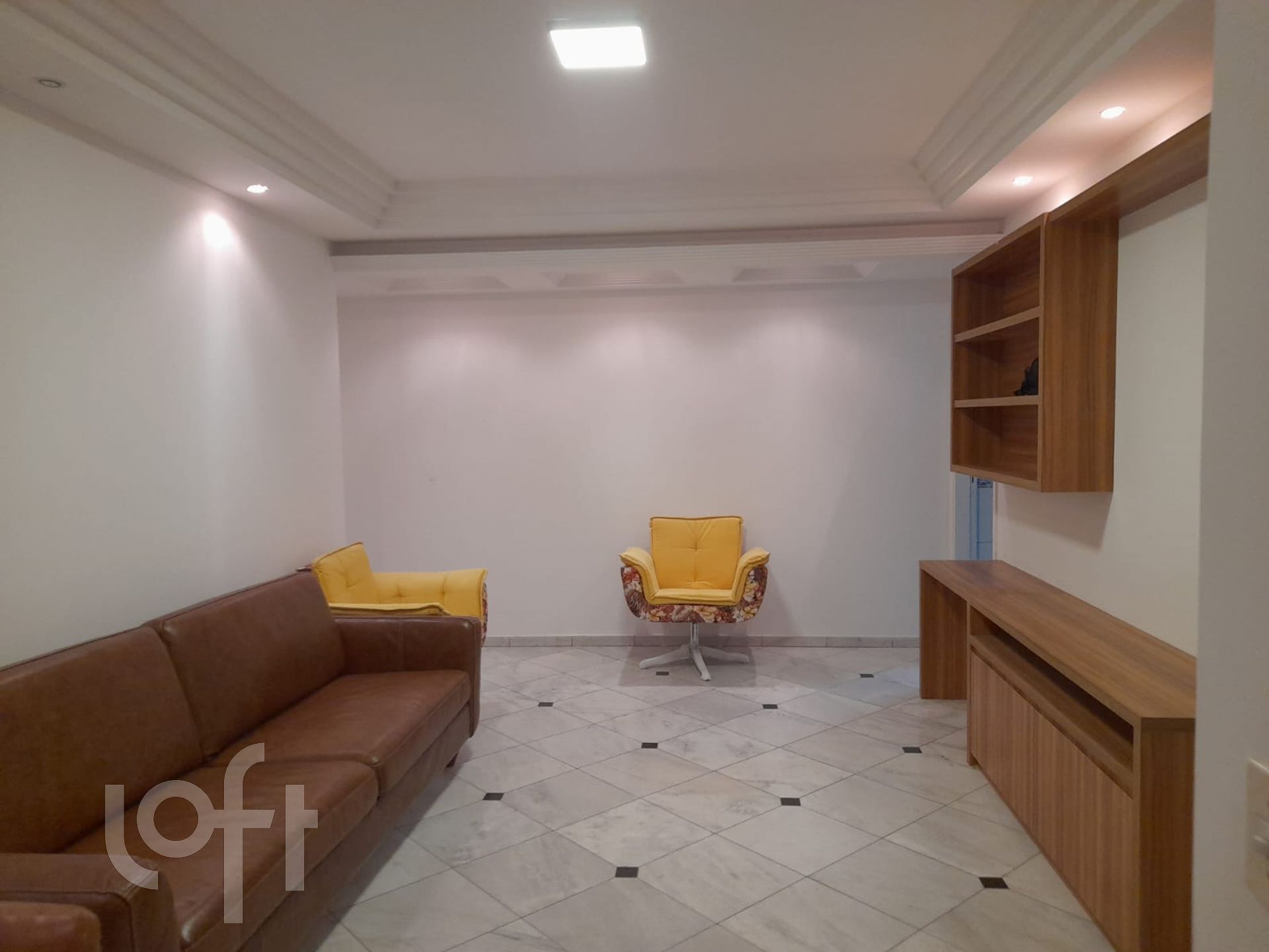 Apartamento à venda com 3 quartos, 69m² - Foto 1