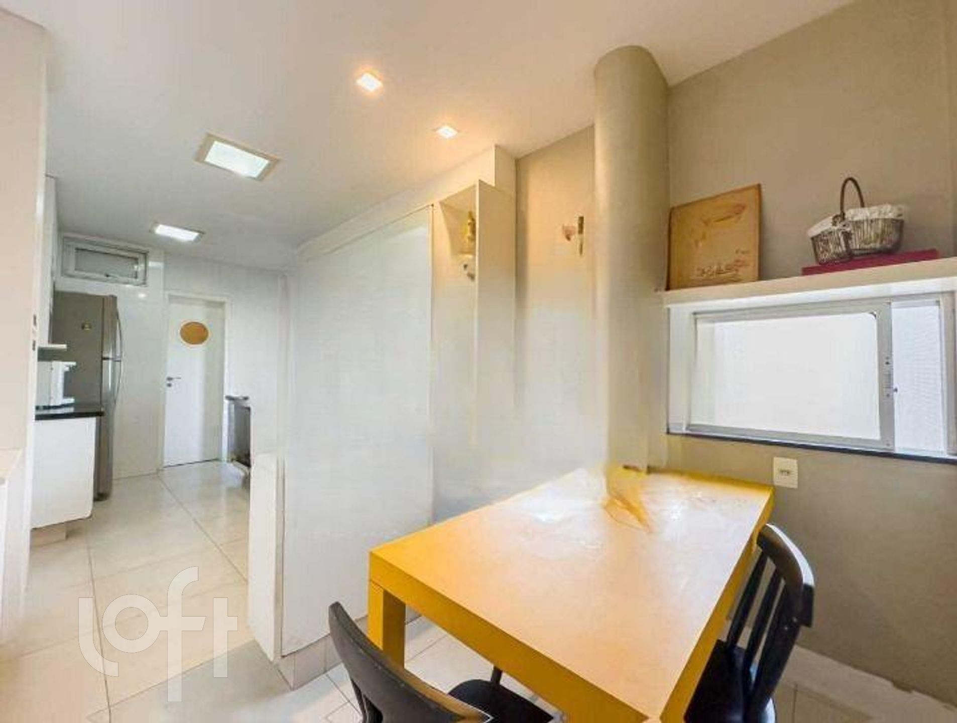 Apartamento à venda com 4 quartos, 190m² - Foto 12