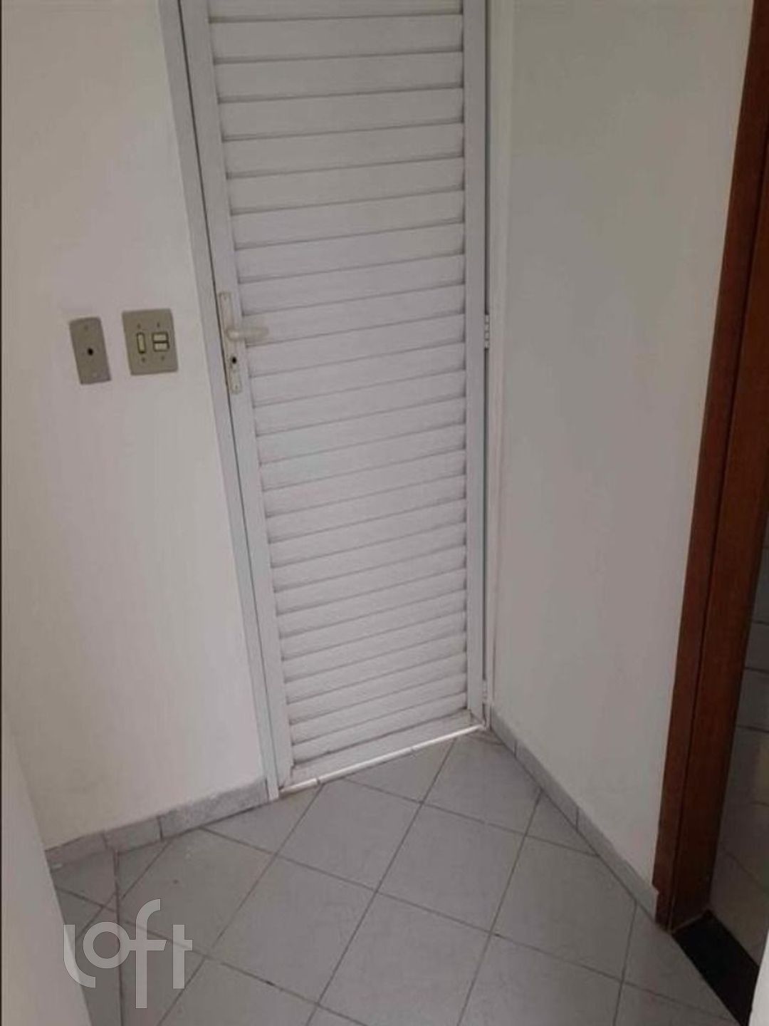 Apartamento à venda com 3 quartos, 200m² - Foto 7