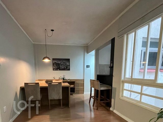 Apartamento com 115m², 3 dormitórios, 1 vaga, Bom Fim em Porto Alegre