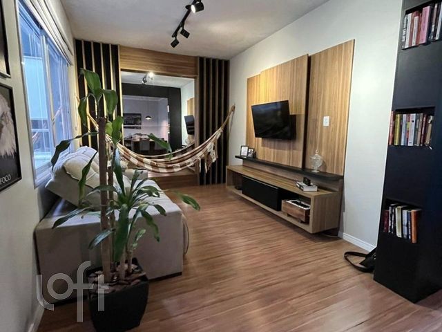 Apartamento com 115m², 3 dormitórios, 1 vaga, Bom Fim em Porto Alegre