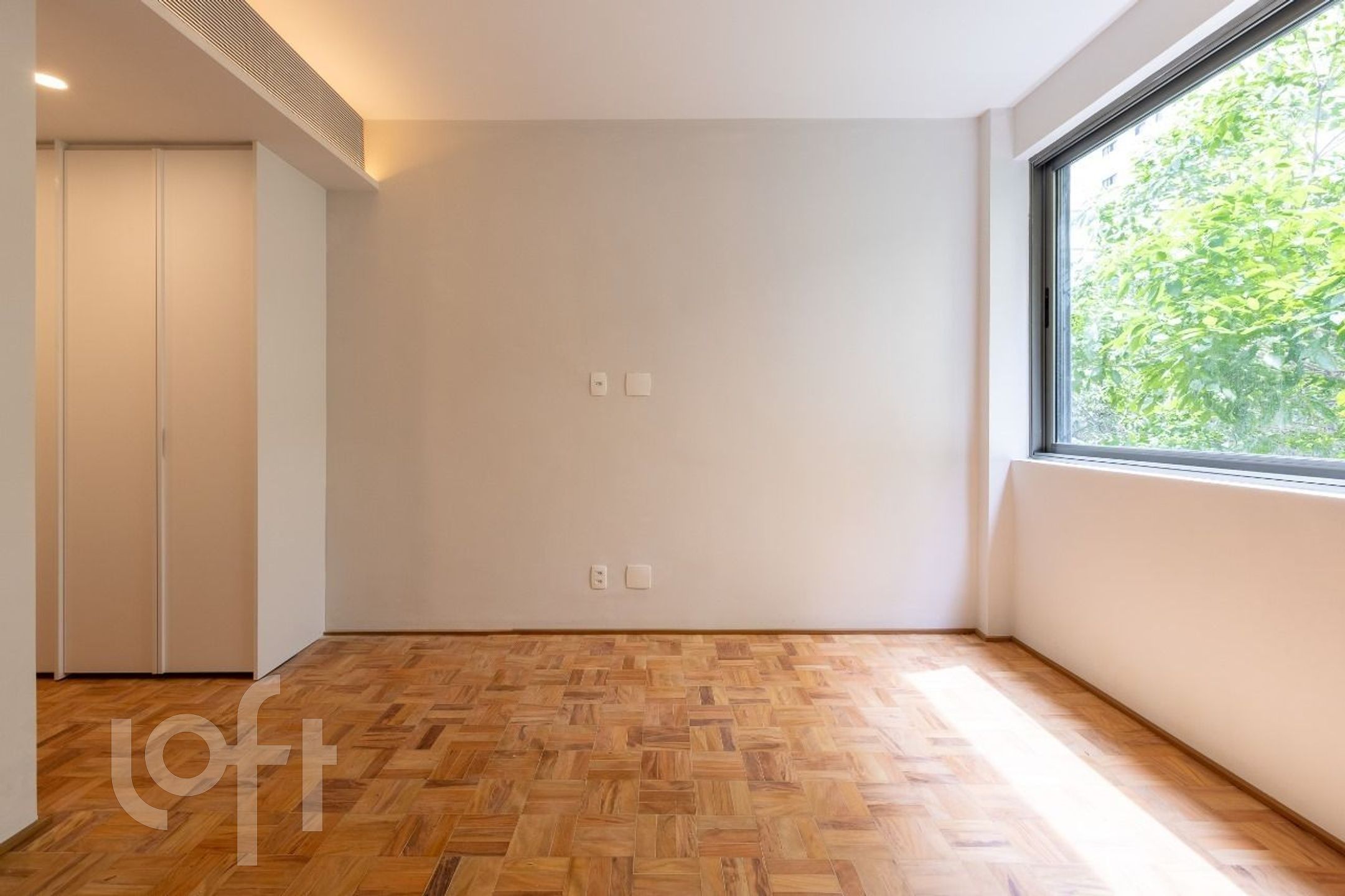 Apartamento à venda com 3 quartos, 206m² - Foto 8