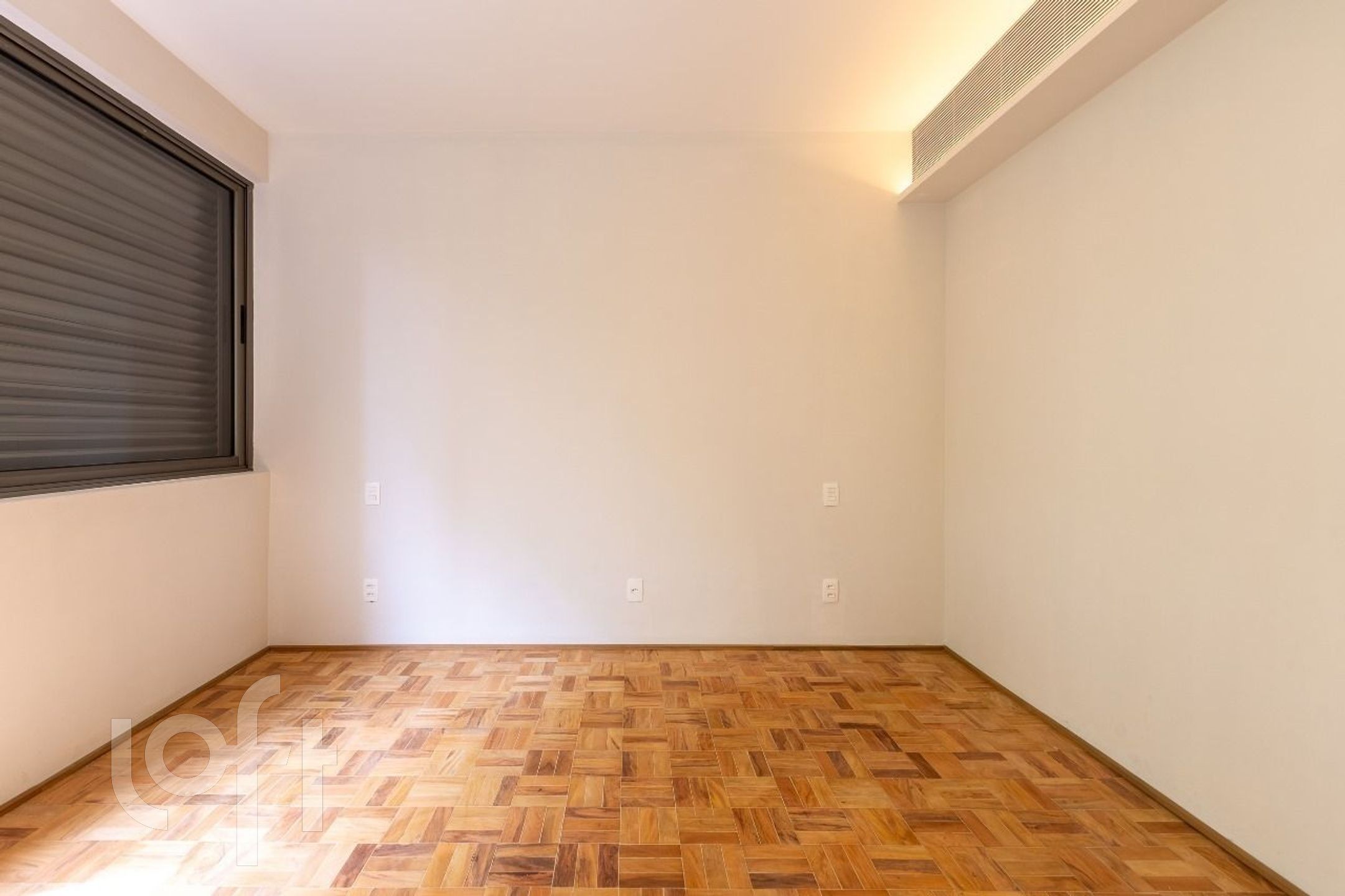 Apartamento à venda com 3 quartos, 206m² - Foto 11