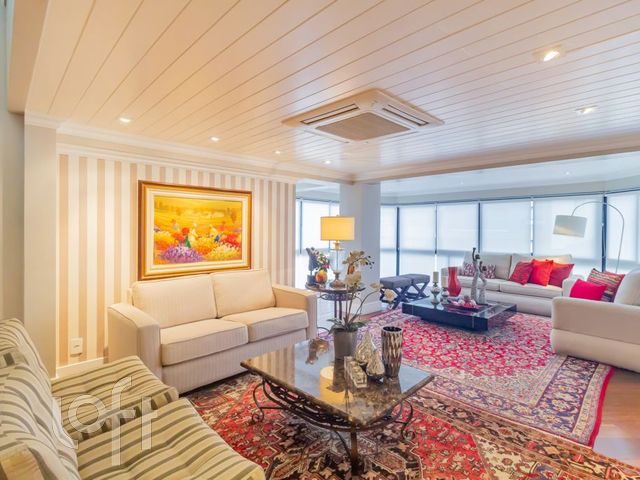 Apartamento com 468m², 3 dormitórios, 3 suítes, 4 vagas, Auxiliadora em Porto Alegre