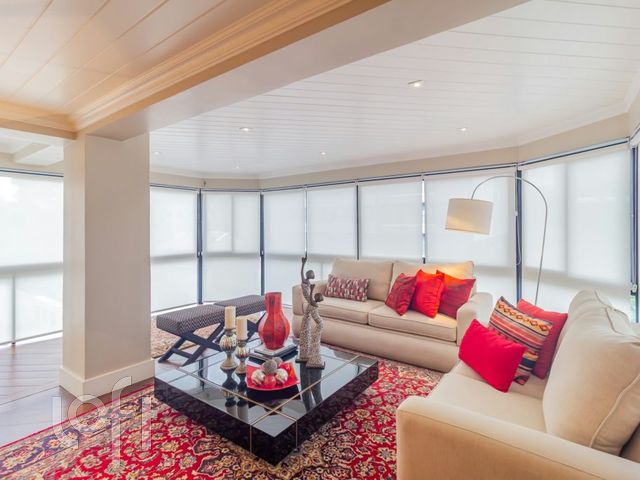 Apartamento com 468m², 3 dormitórios, 3 suítes, 4 vagas, Auxiliadora em Porto Alegre