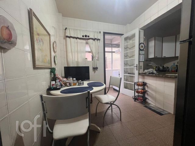 Apartamento com 94m², 2 dormitórios, Independência em Porto Alegre