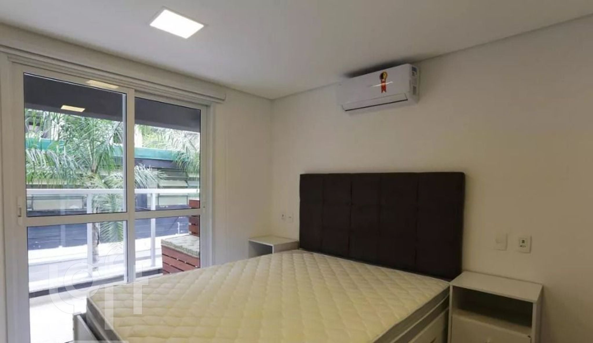 Apartamento à venda com 1 quarto, 64m² - Foto 13