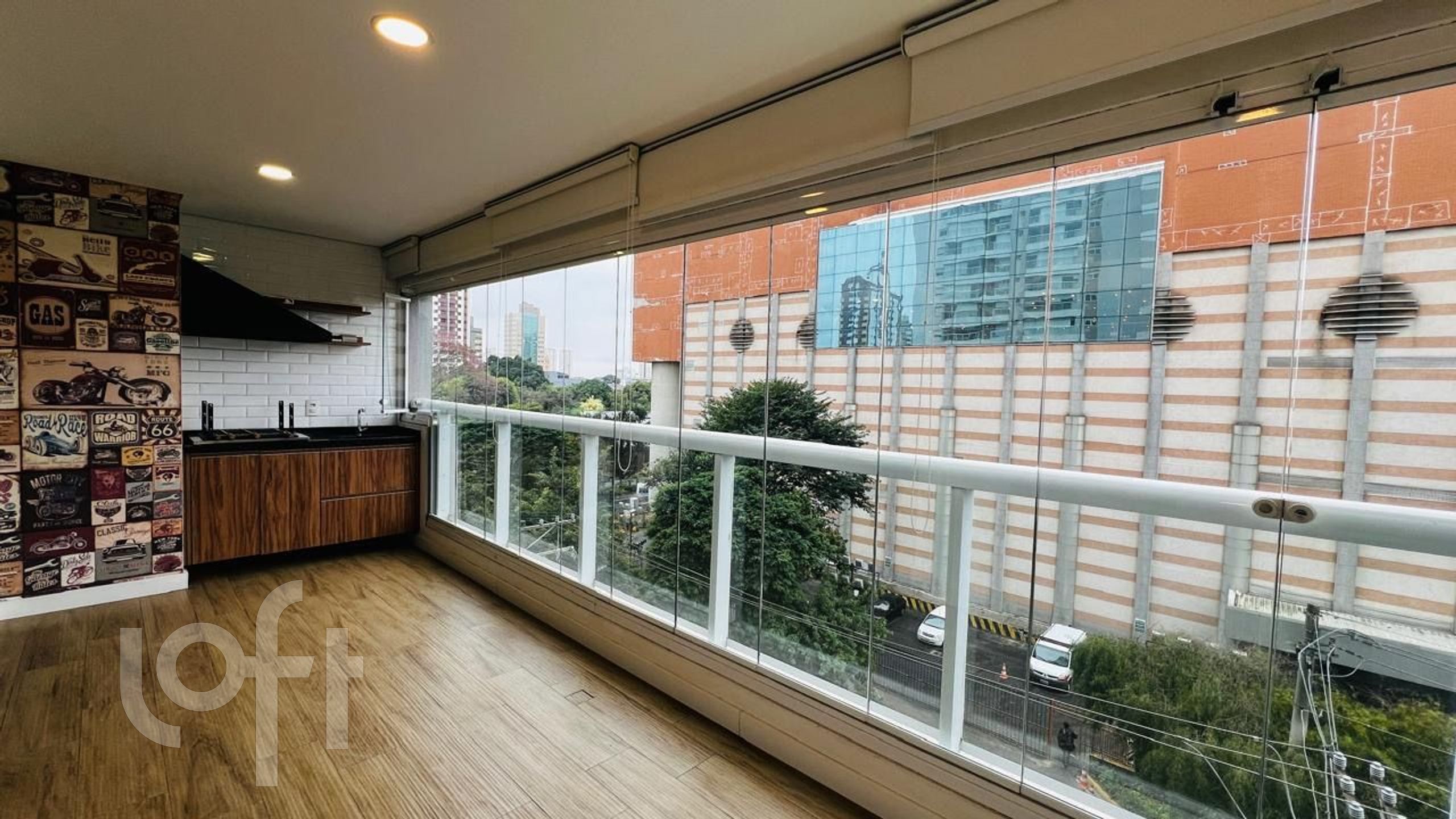 Apartamento à venda com 2 quartos, 80m² - Foto 4