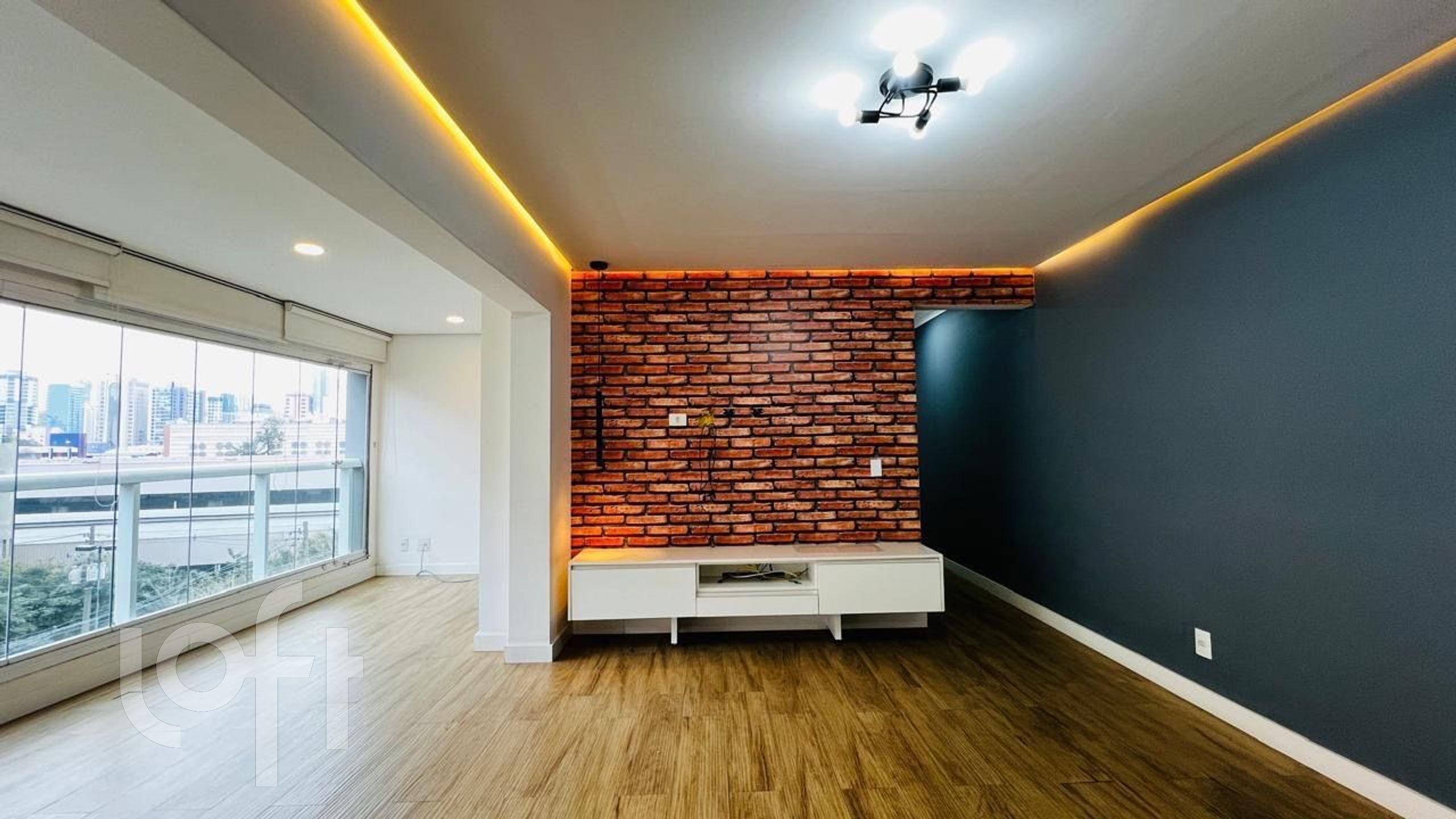 Apartamento à venda com 2 quartos, 80m² - Foto 3