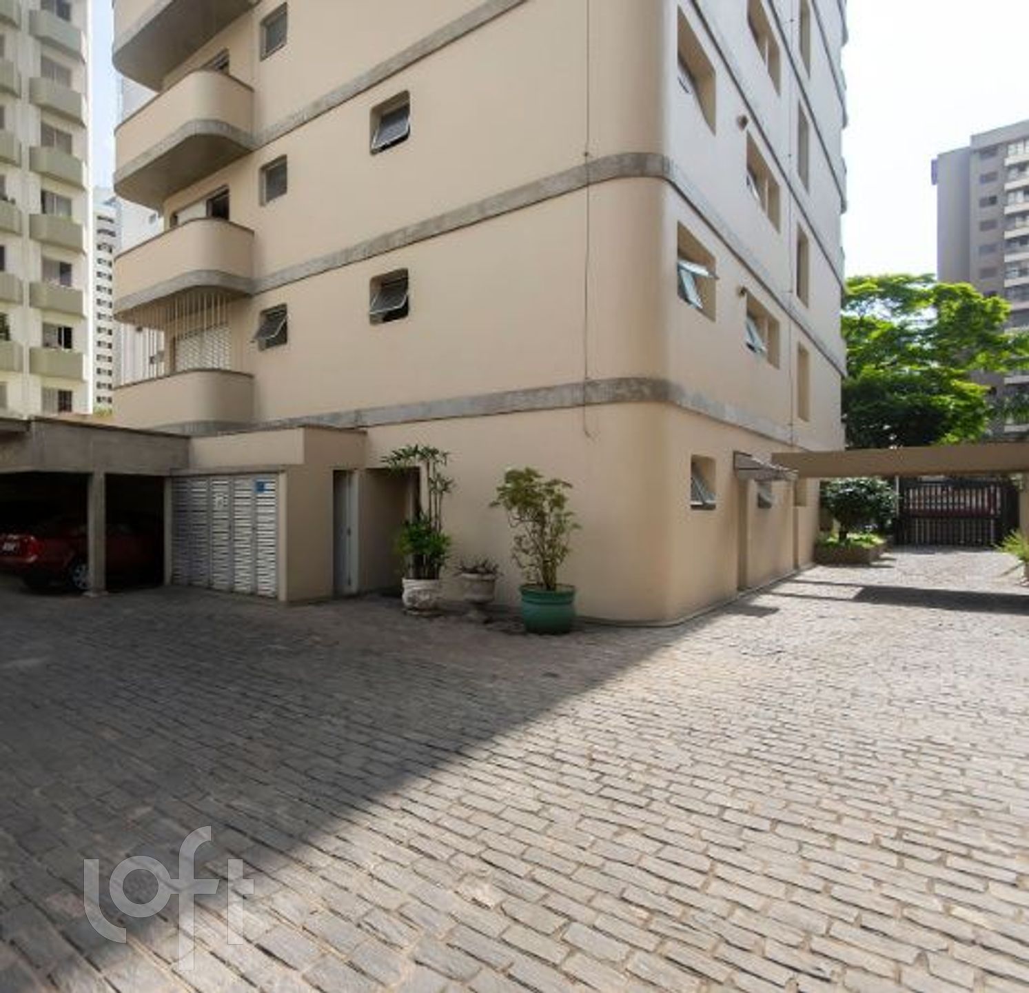 Apartamento à venda com 3 quartos, 220m² - Foto 10