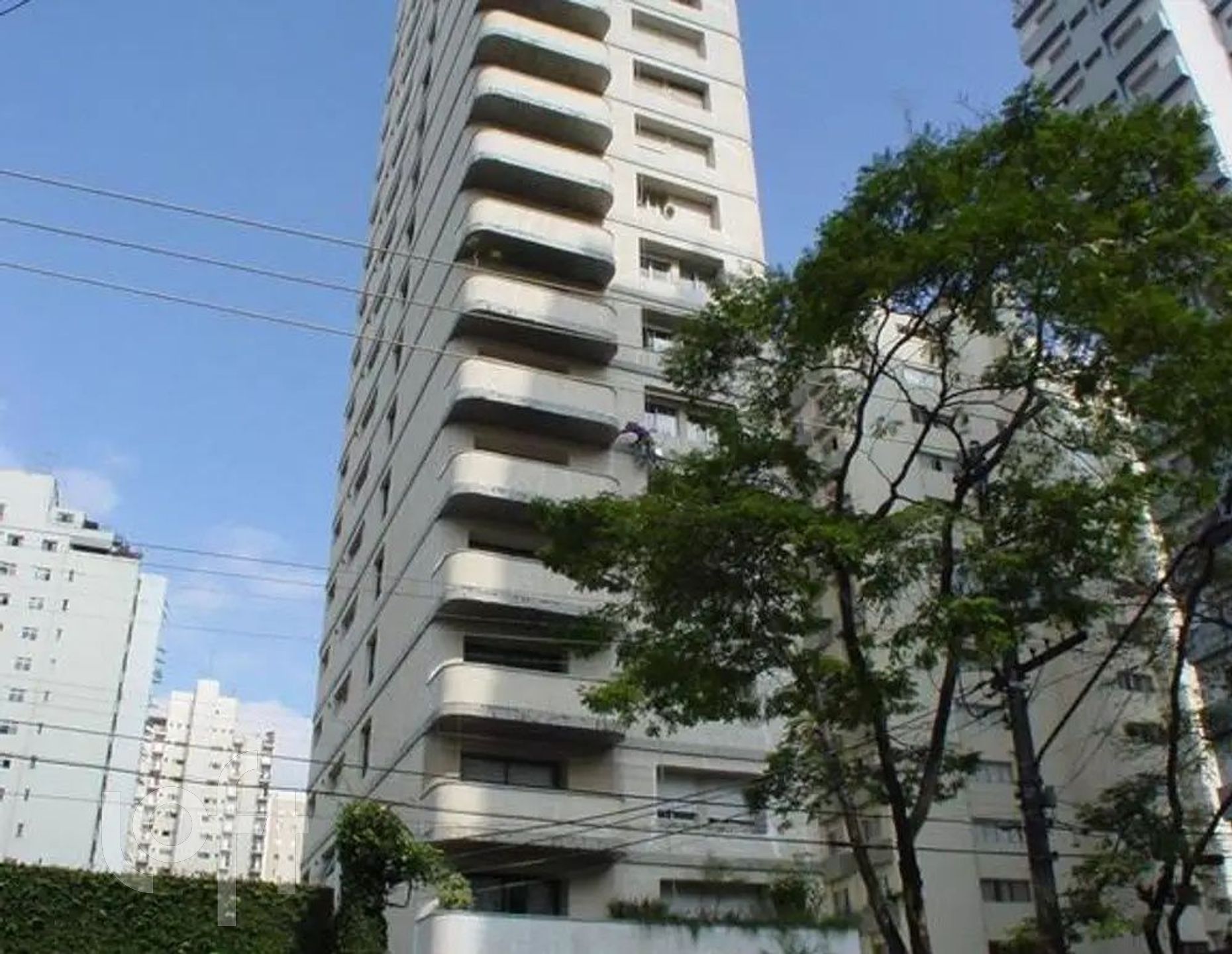 Apartamento à venda com 3 quartos, 220m² - Foto 9