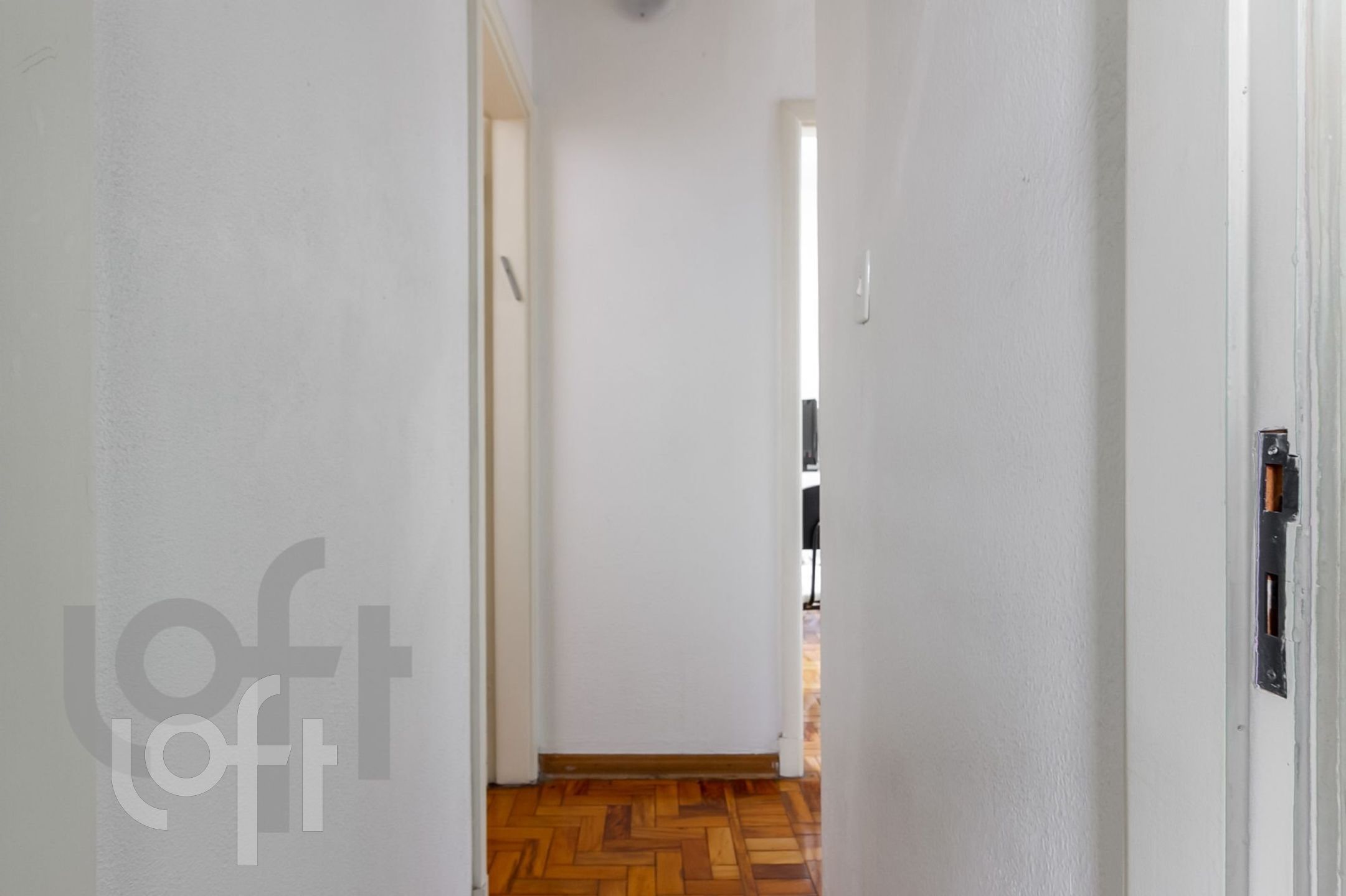 Apartamento à venda com 3 quartos, 100m² - Foto 2