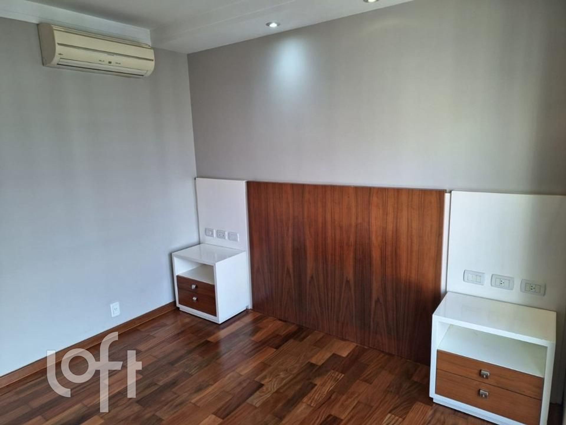 Apartamento à venda com 3 quartos, 200m² - Foto 27