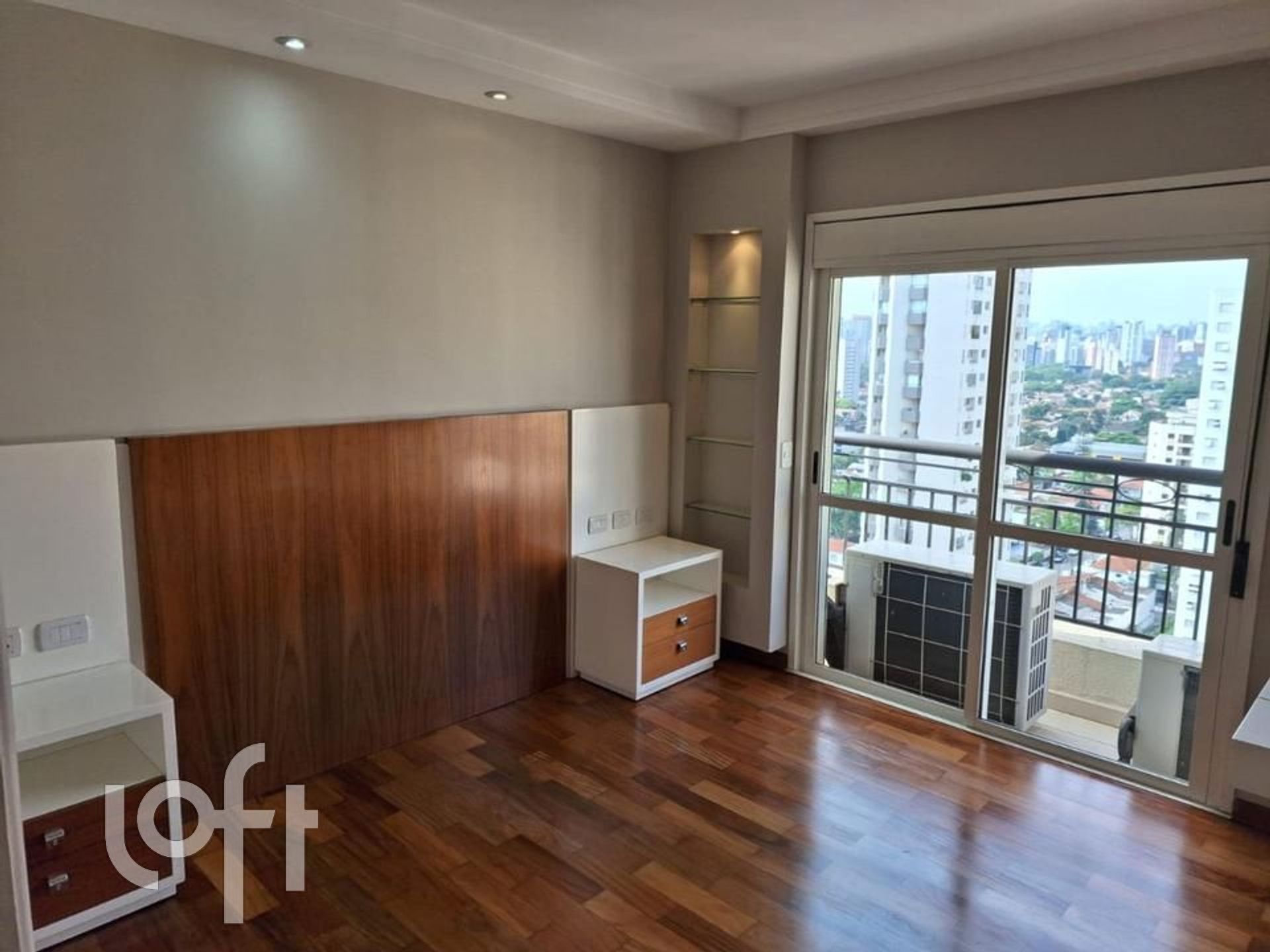 Apartamento à venda com 3 quartos, 200m² - Foto 32