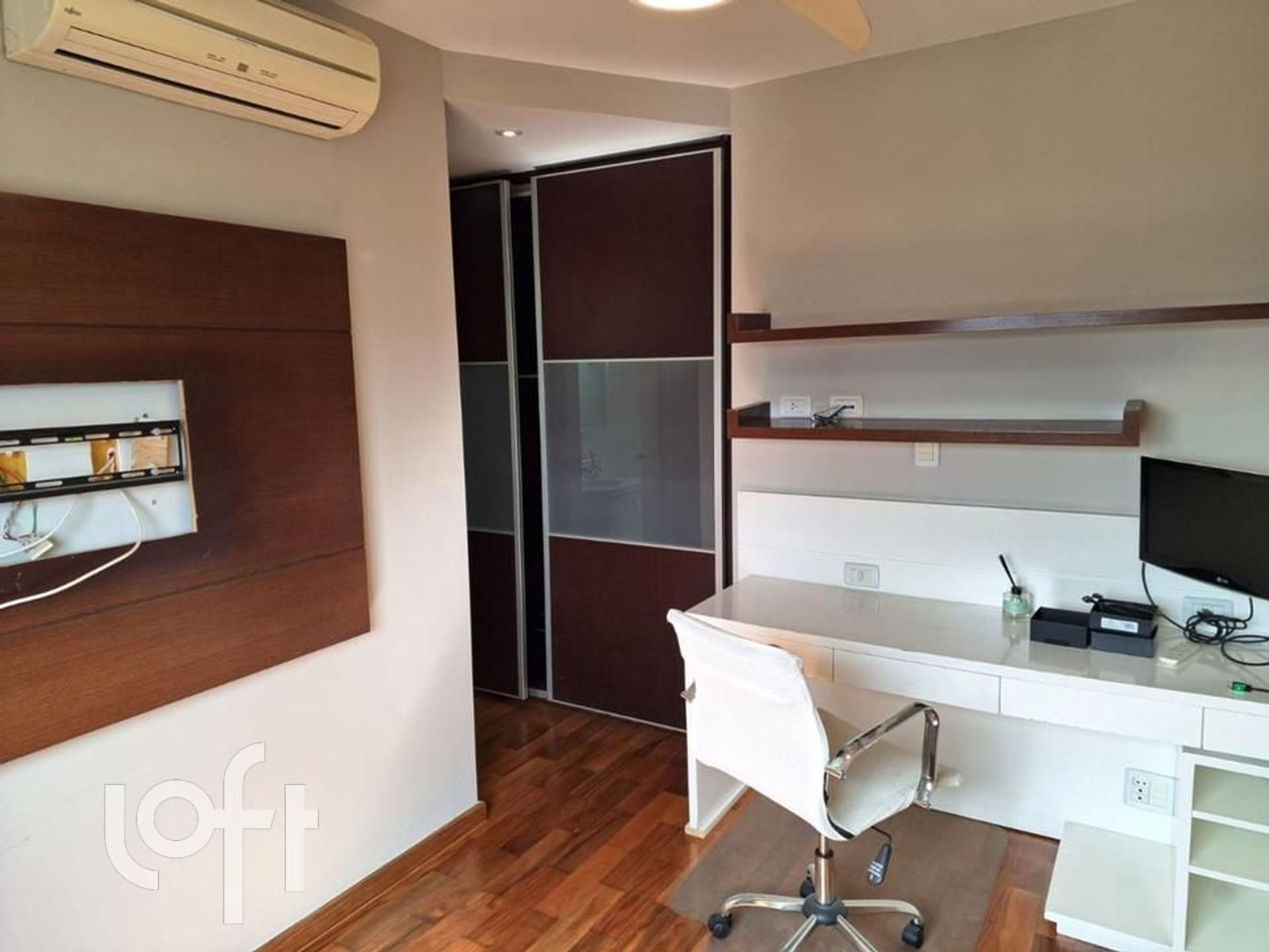 Apartamento à venda com 3 quartos, 200m² - Foto 34