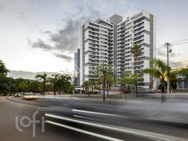 Apartamento com 41m², 1 dormitório, 1 suíte, 1 vaga, Petrópolis em Porto Alegre