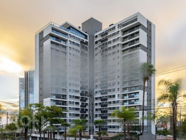 Apartamento com 41m², 1 dormitório, 1 suíte, 1 vaga, Petrópolis em Porto Alegre