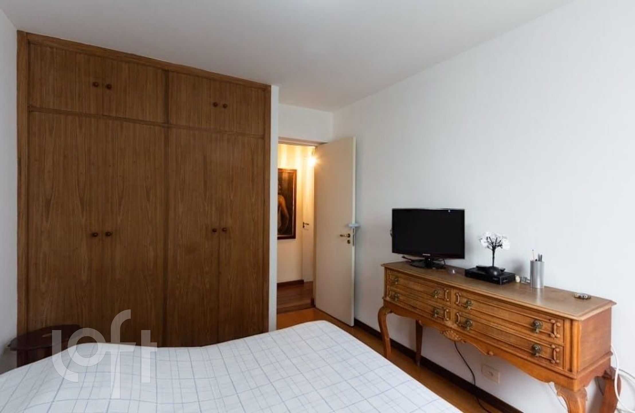 Apartamento à venda com 4 quartos, 106m² - Foto 4