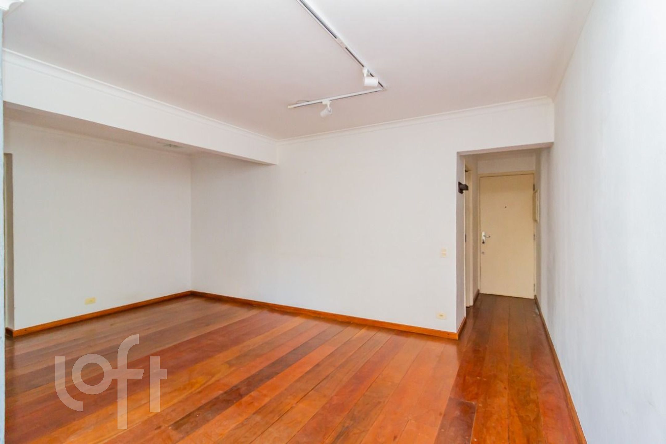 Apartamento à venda com 2 quartos, 70m² - Foto 4