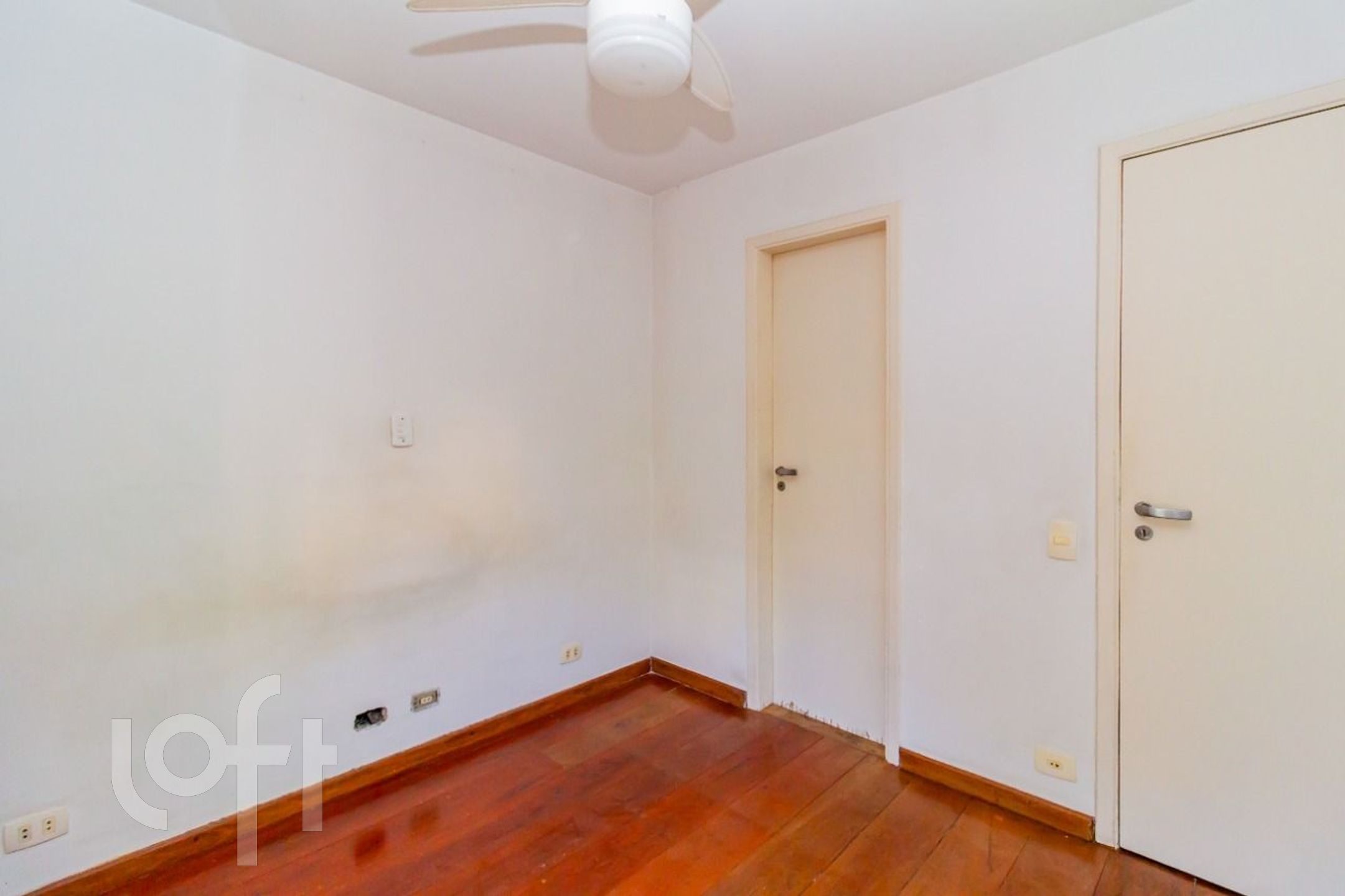 Apartamento à venda com 2 quartos, 70m² - Foto 23