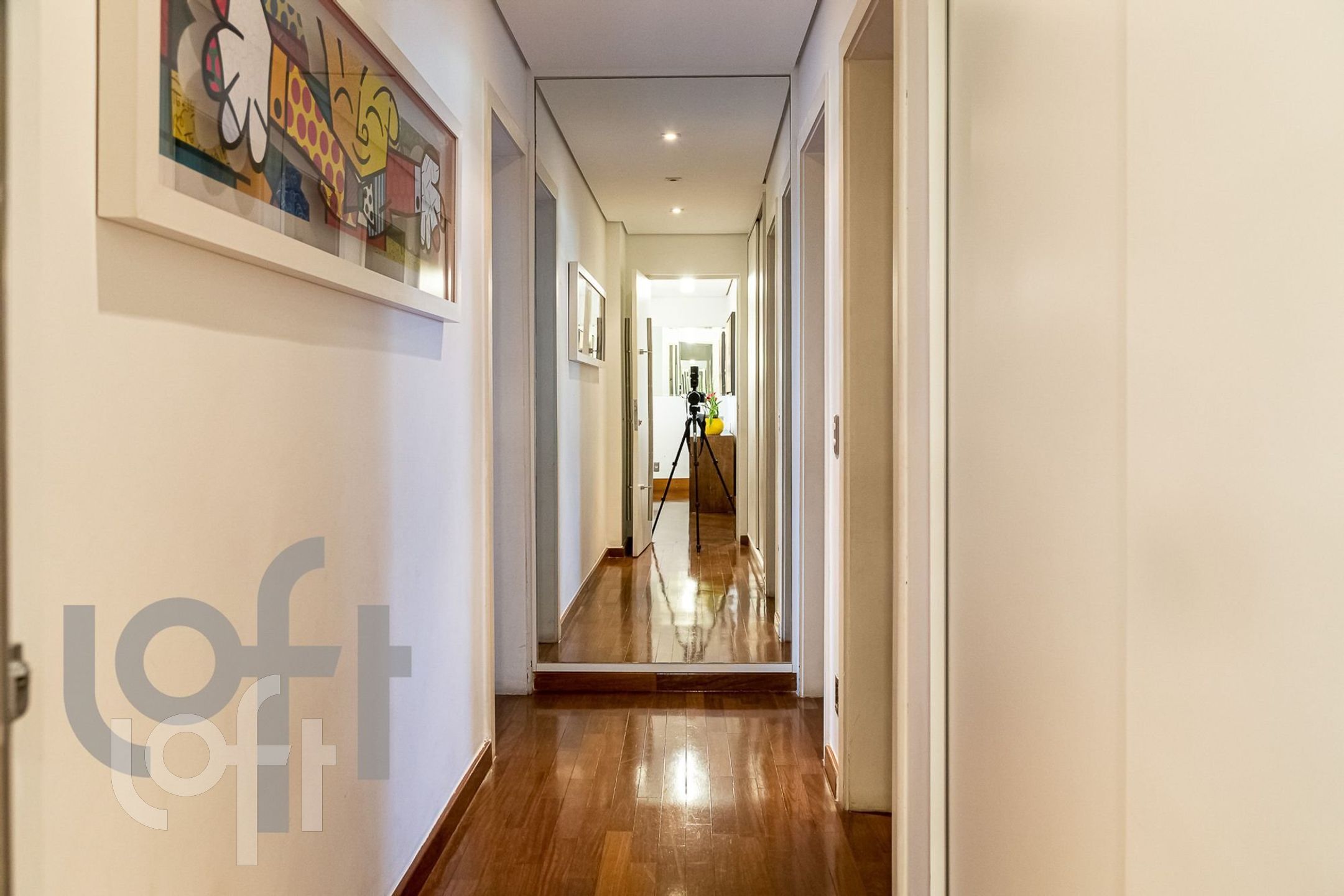 Apartamento à venda com 3 quartos, 157m² - Foto 9