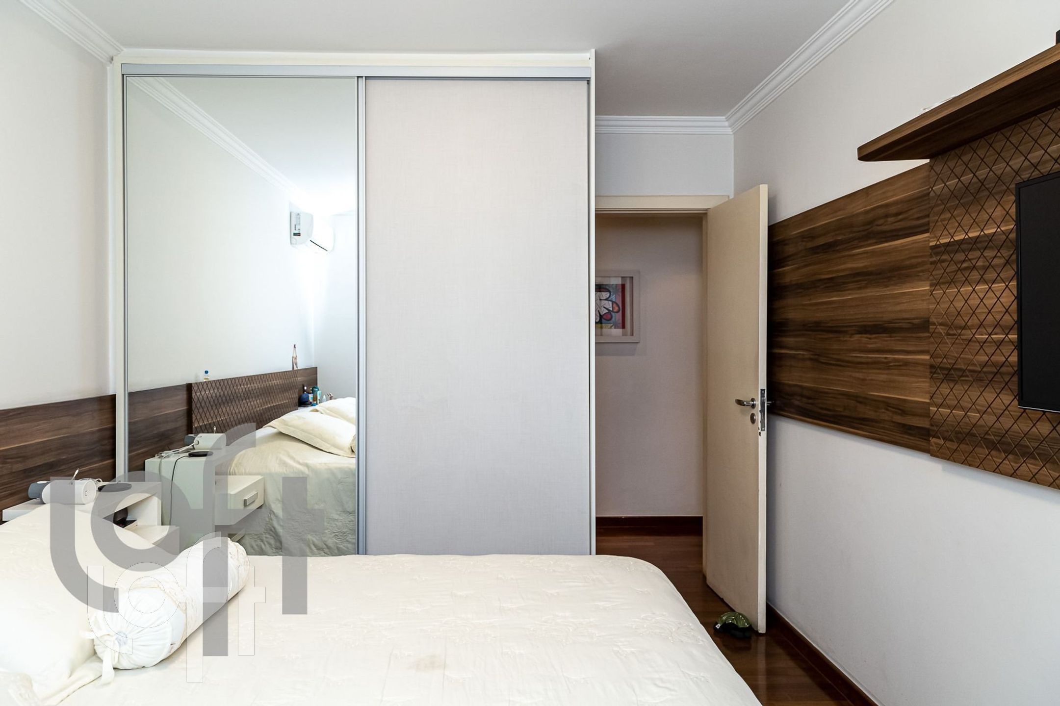 Apartamento à venda com 3 quartos, 157m² - Foto 14