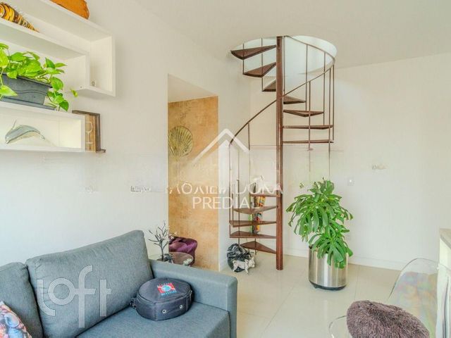 Apartamento com 79m², 2 dormitórios, 1 vaga, Santana em Porto Alegre