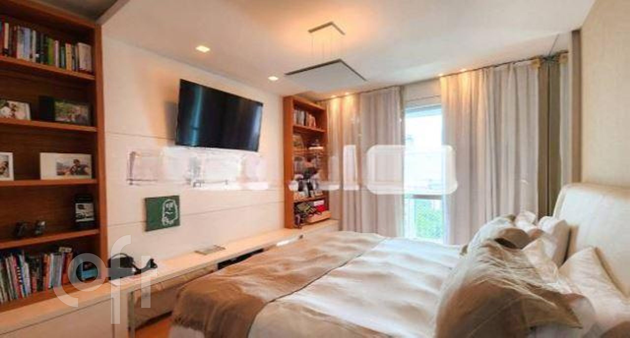 Apartamento à venda com 4 quartos, 250m² - Foto 4