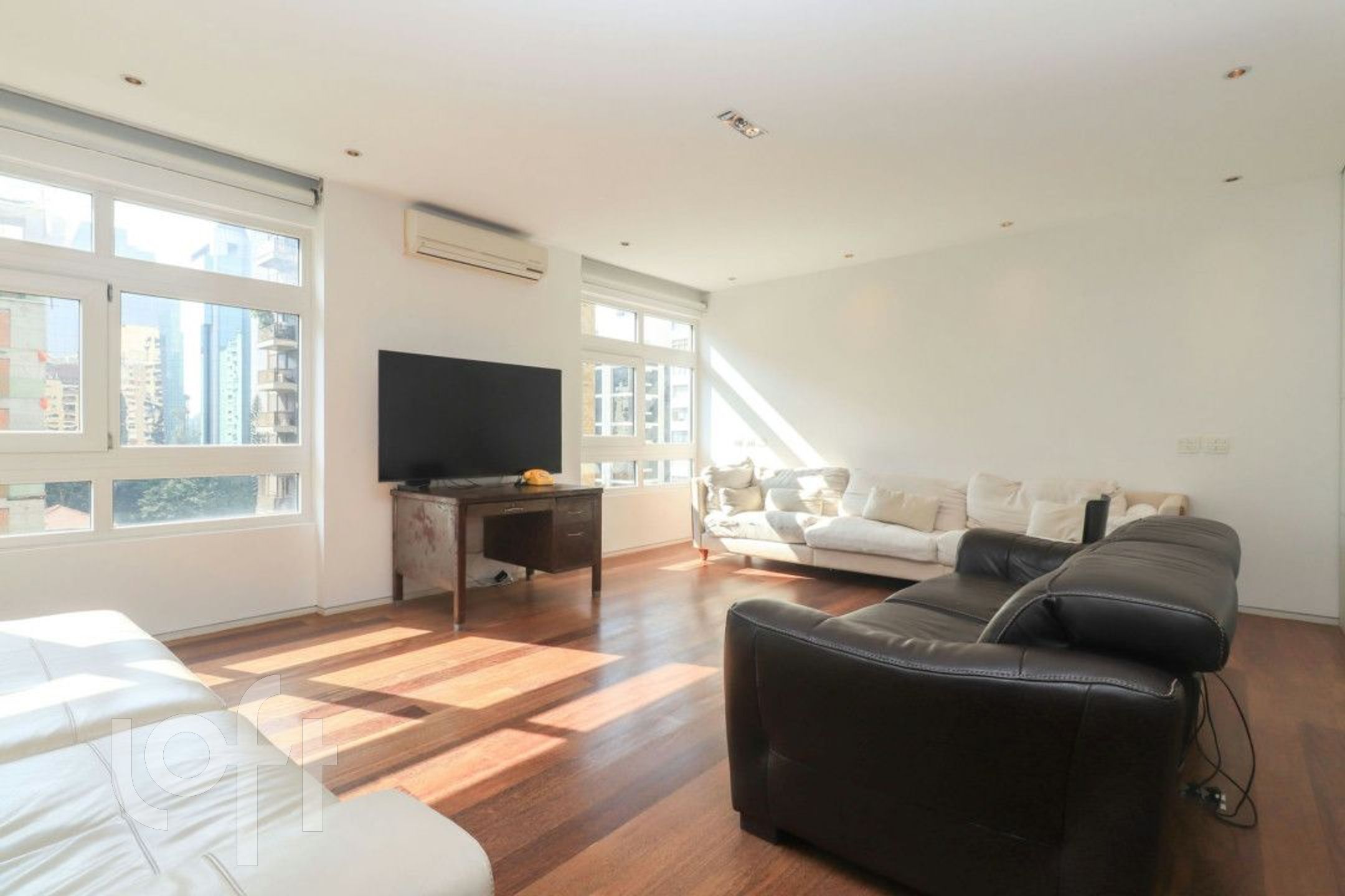 Apartamento à venda com 3 quartos, 239m² - Foto 5