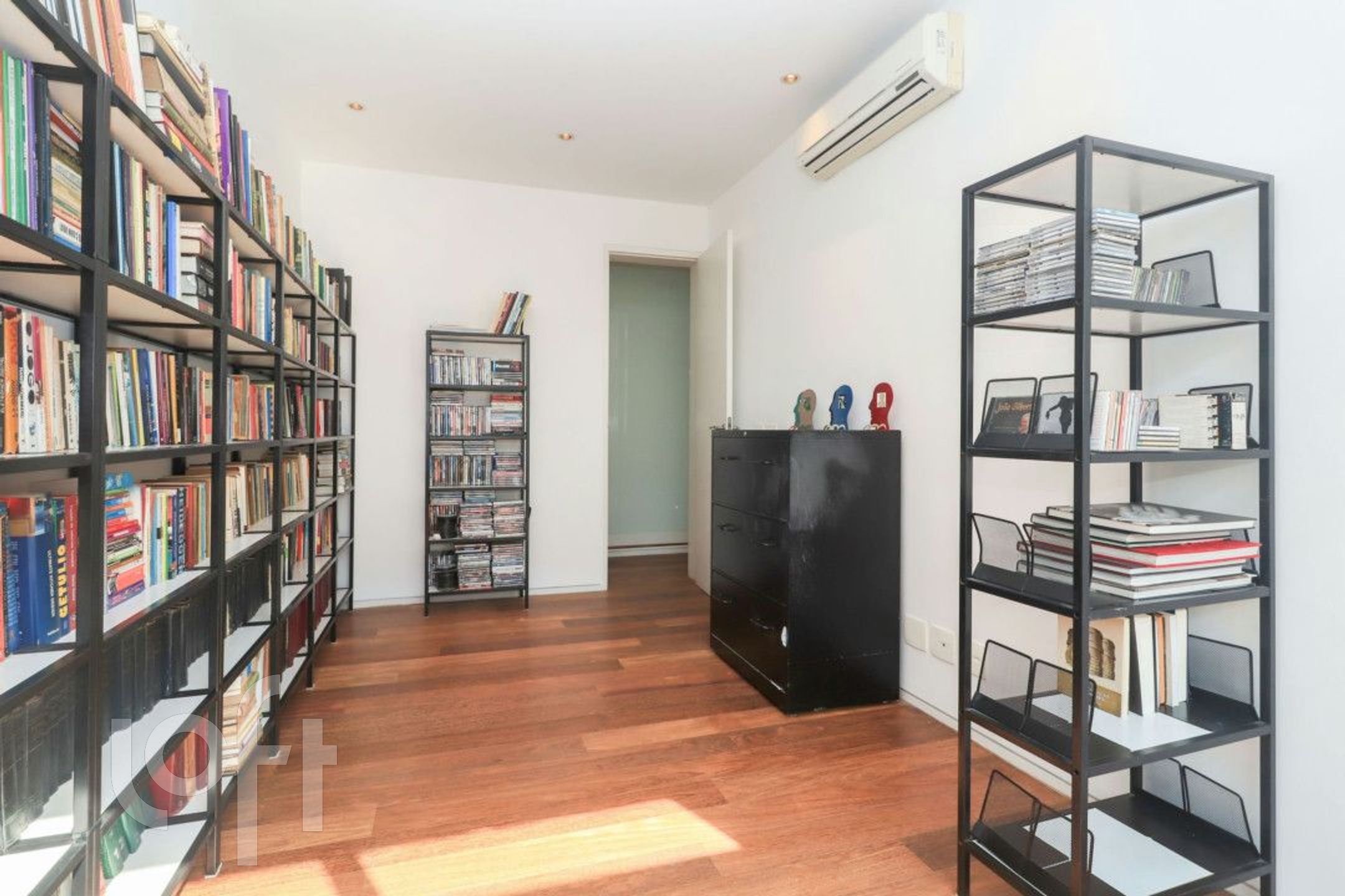 Apartamento à venda com 3 quartos, 239m² - Foto 15