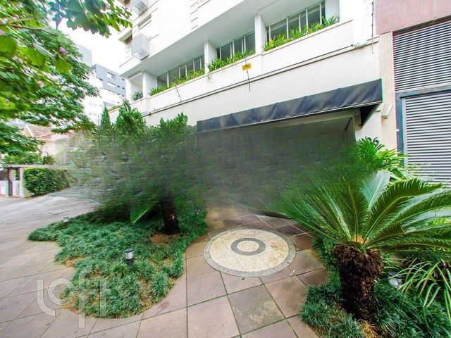 Apartamento com 81m², 1 dormitório, 1 suíte, 2 vagas, Bela Vista em Porto Alegre