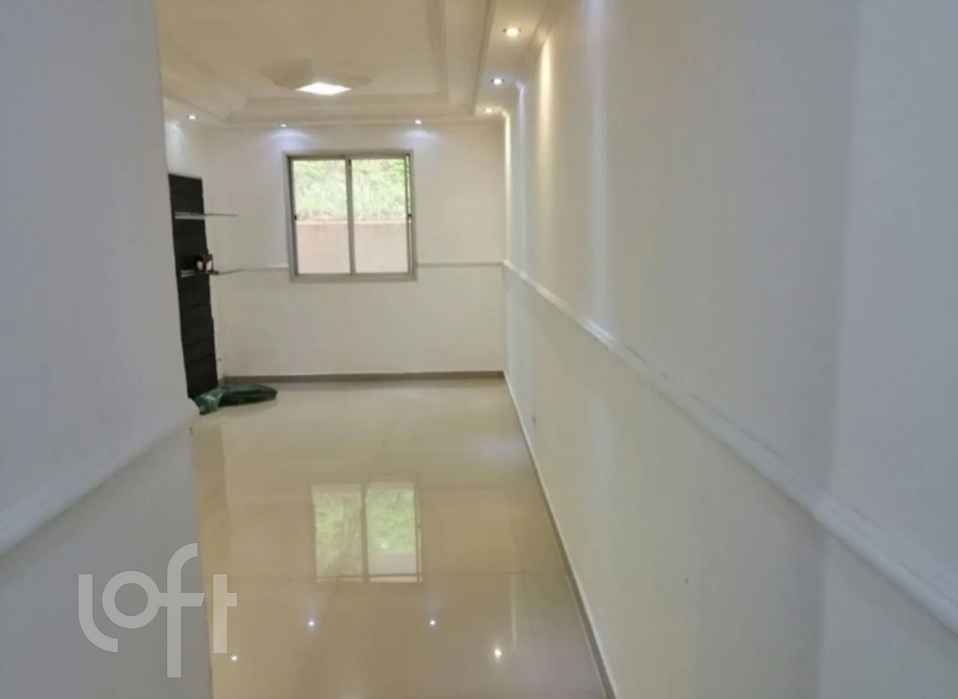 Apartamento à venda com 3 quartos, 70m² - Foto 1