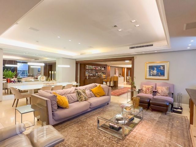 Casa em Condomínio com 729m², 4 dormitórios, 4 suítes, 4 vagas, Boa Vista em Porto Alegre