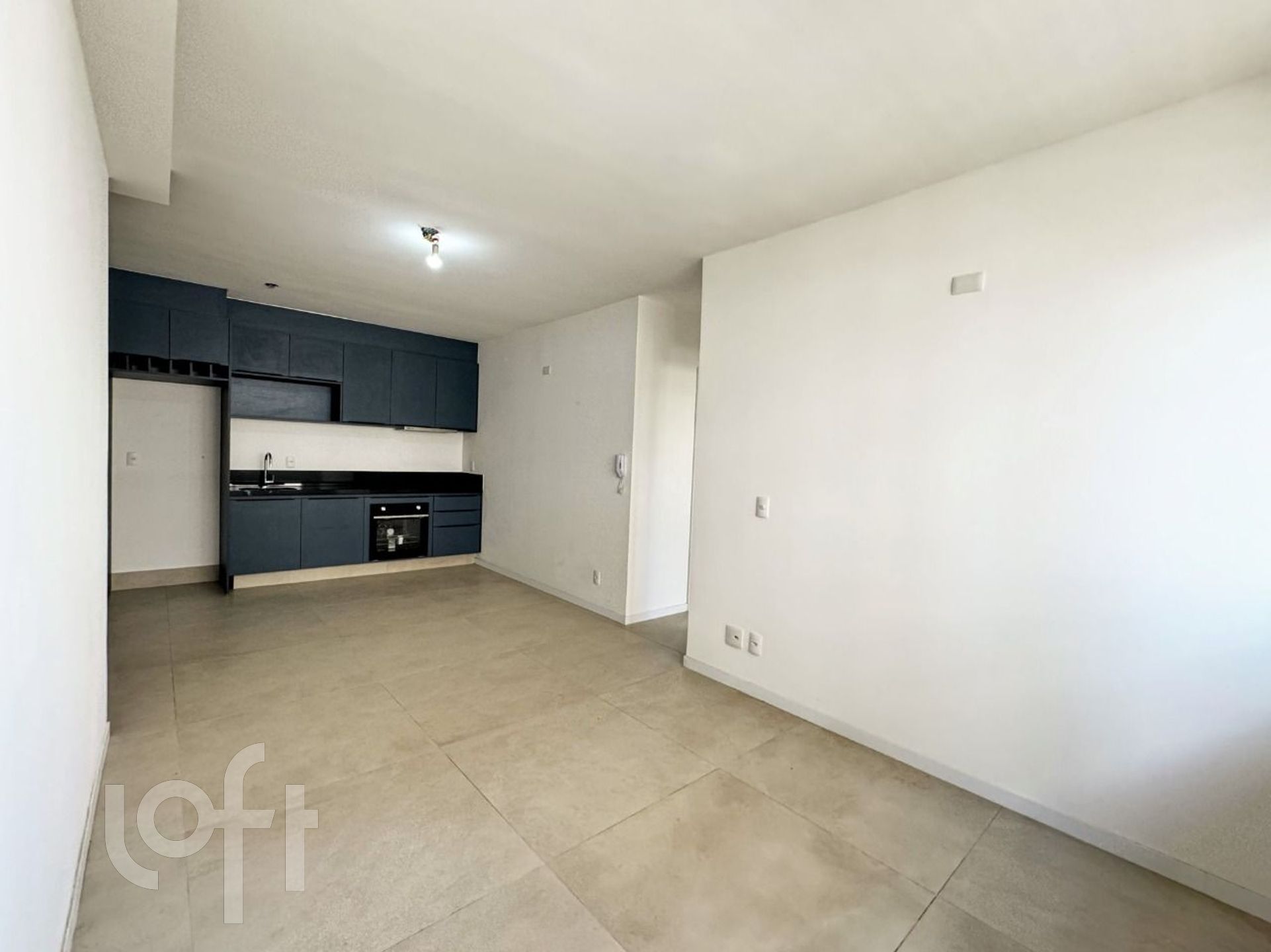 Apartamento à venda com 2 quartos, 68m² - Foto 3