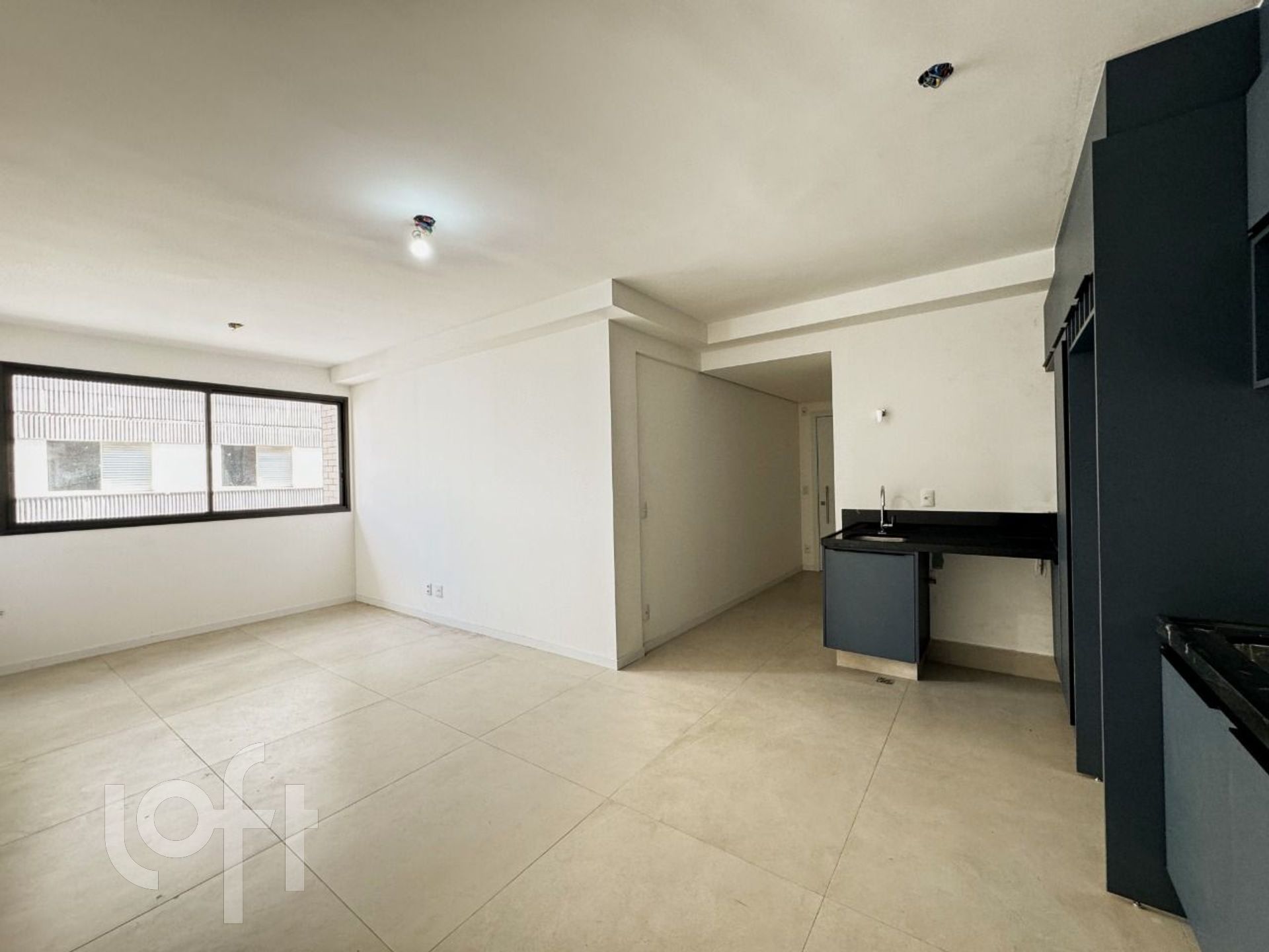 Apartamento à venda com 2 quartos, 68m² - Foto 1