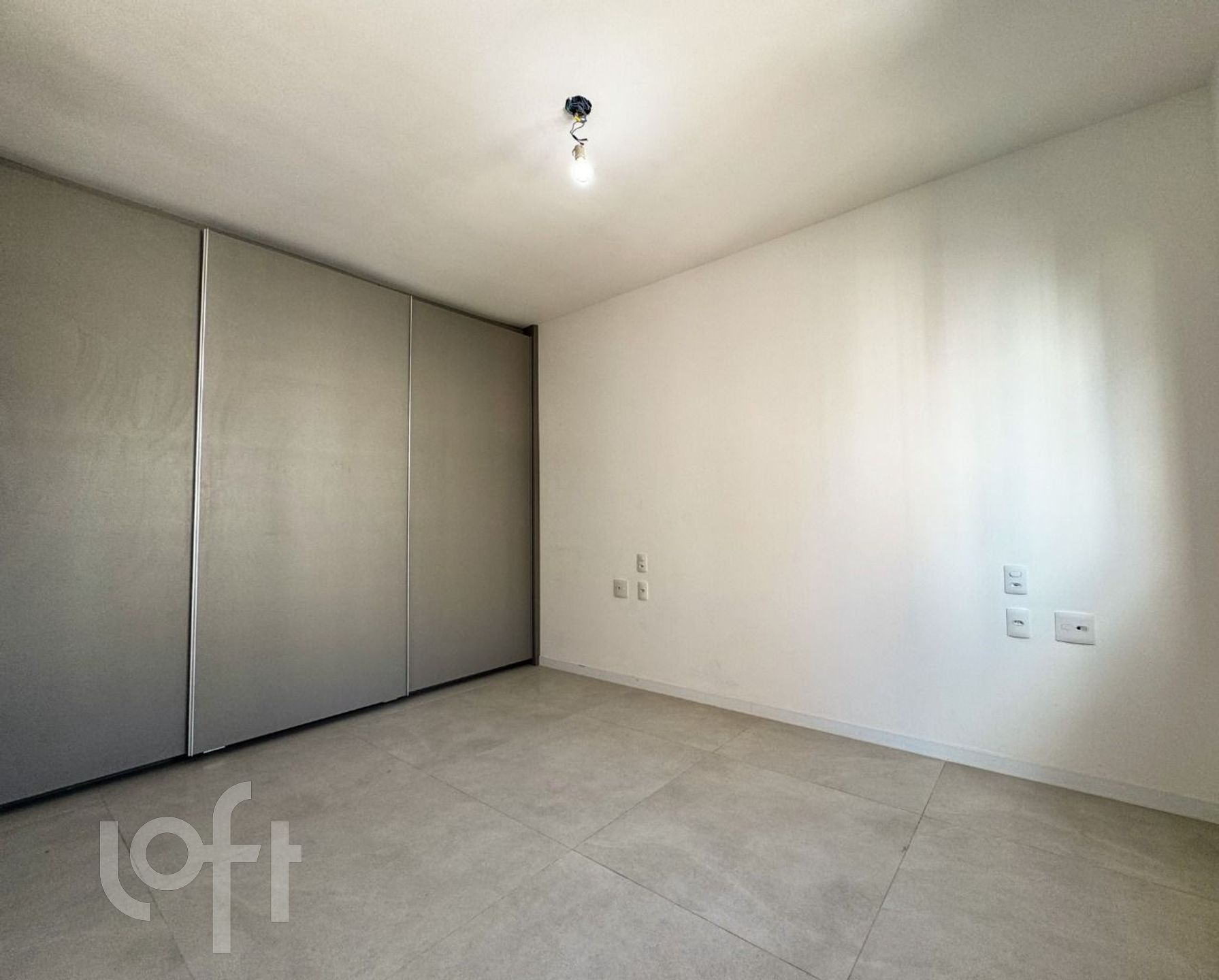 Apartamento à venda com 2 quartos, 68m² - Foto 8