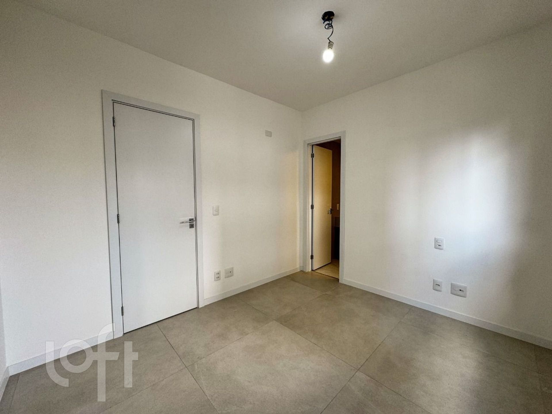 Apartamento à venda com 2 quartos, 68m² - Foto 6