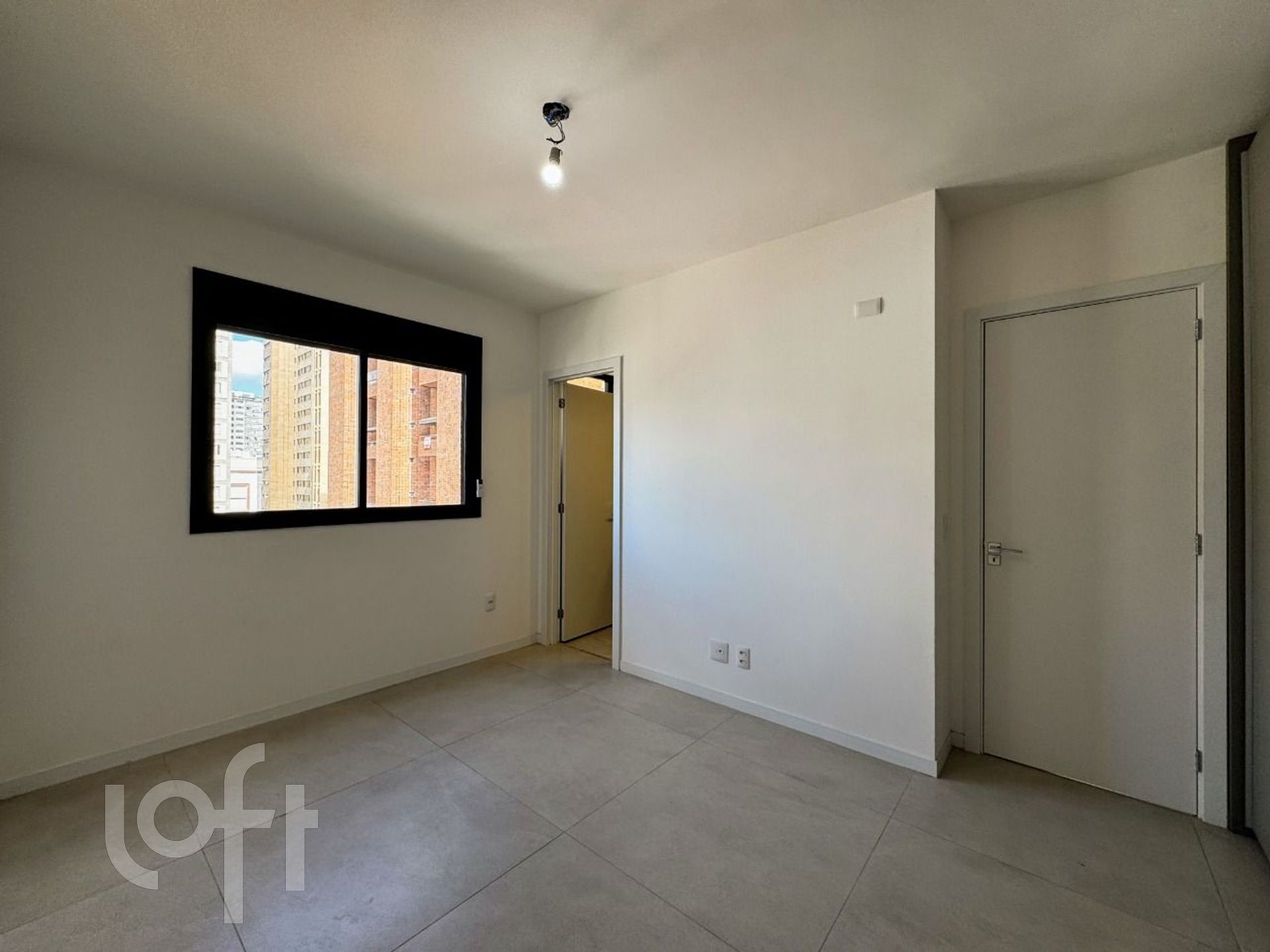 Apartamento à venda com 2 quartos, 68m² - Foto 9