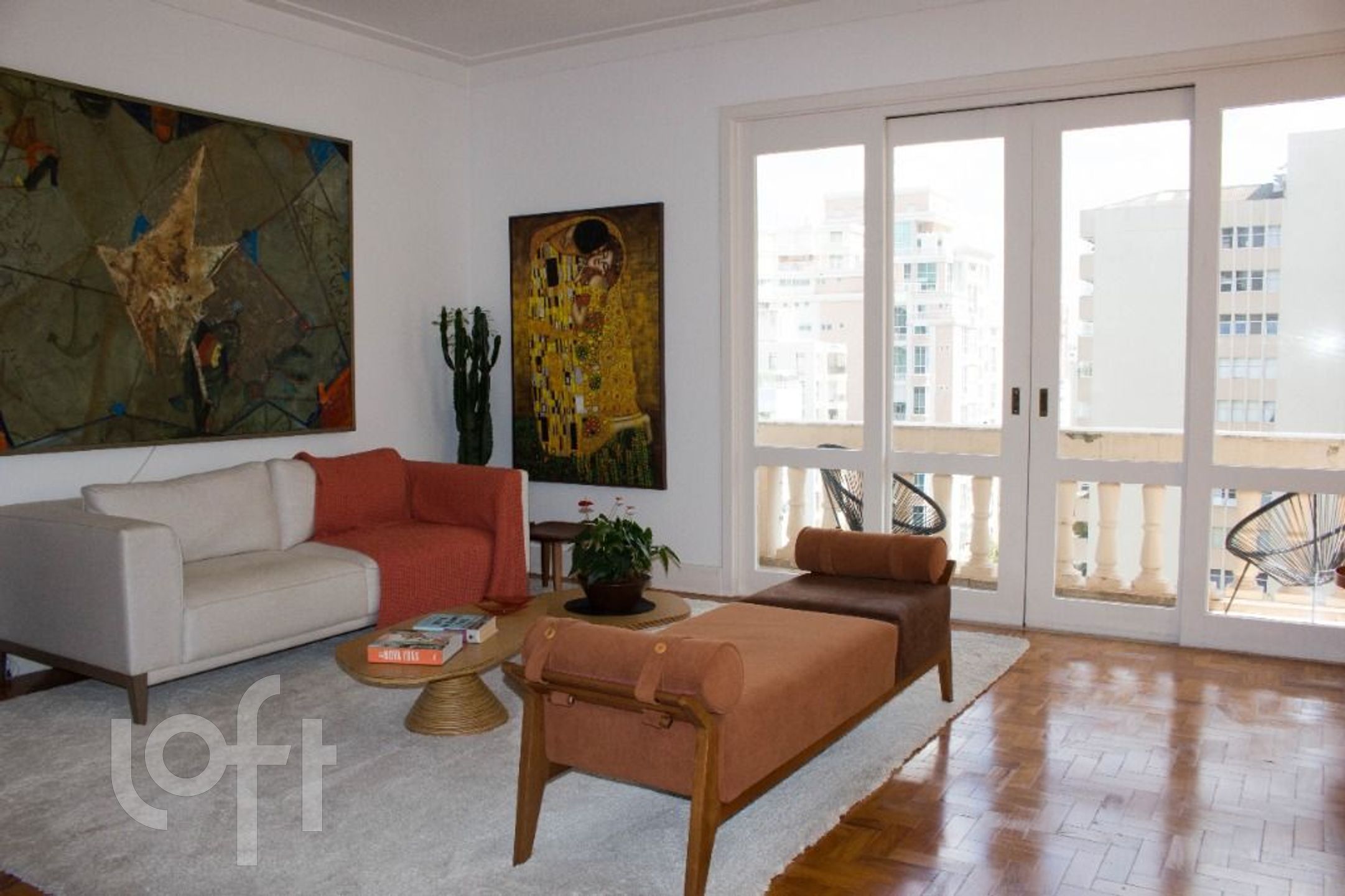 Apartamento à venda com 2 quartos, 115m² - Foto 2