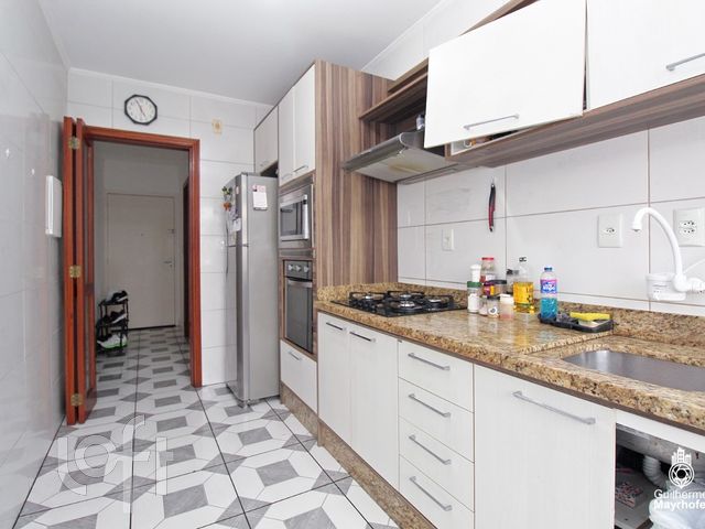 Apartamento com 87m², 3 dormitórios, Vila Ipiranga em Porto Alegre